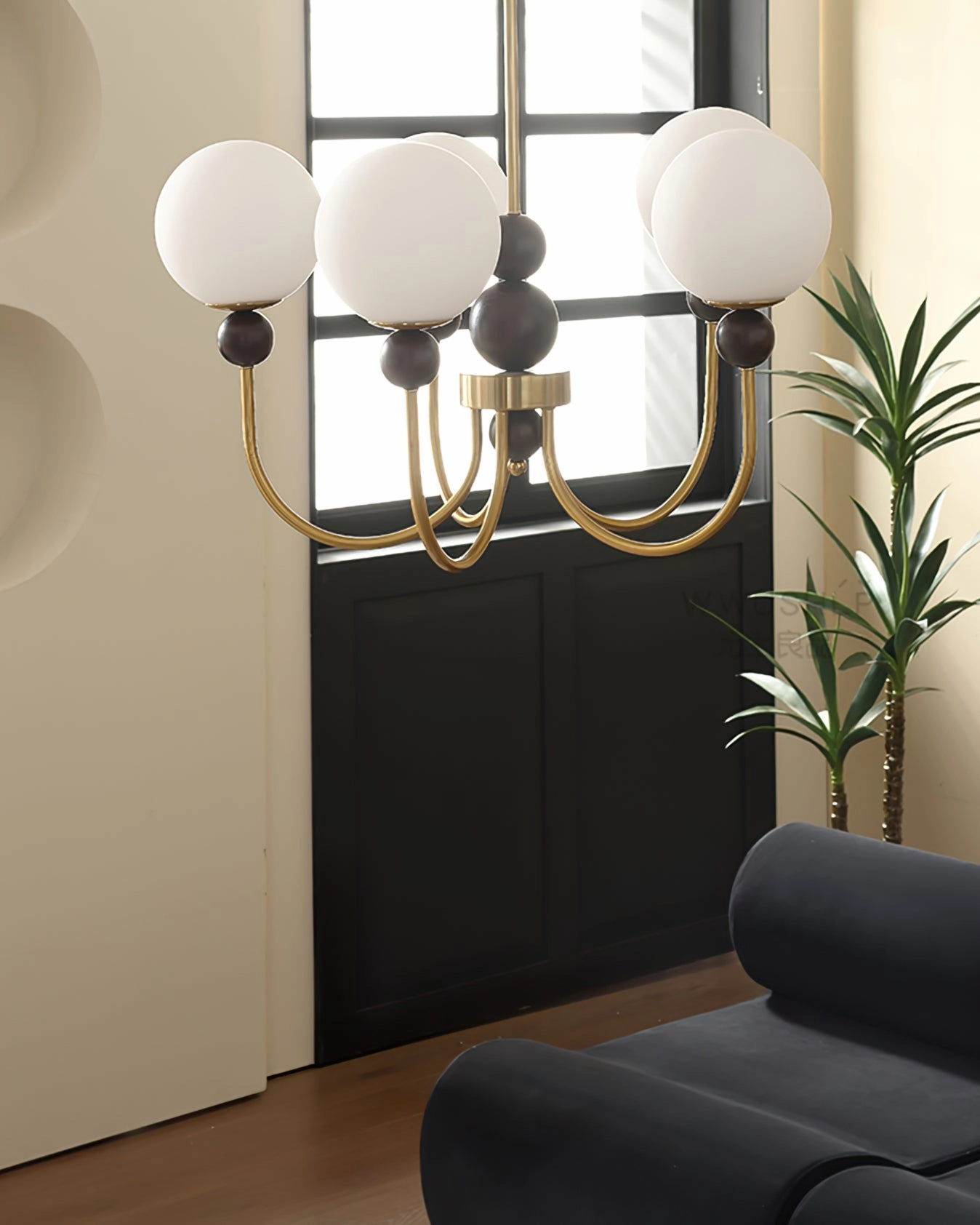 Aeyee Glass Chandelier