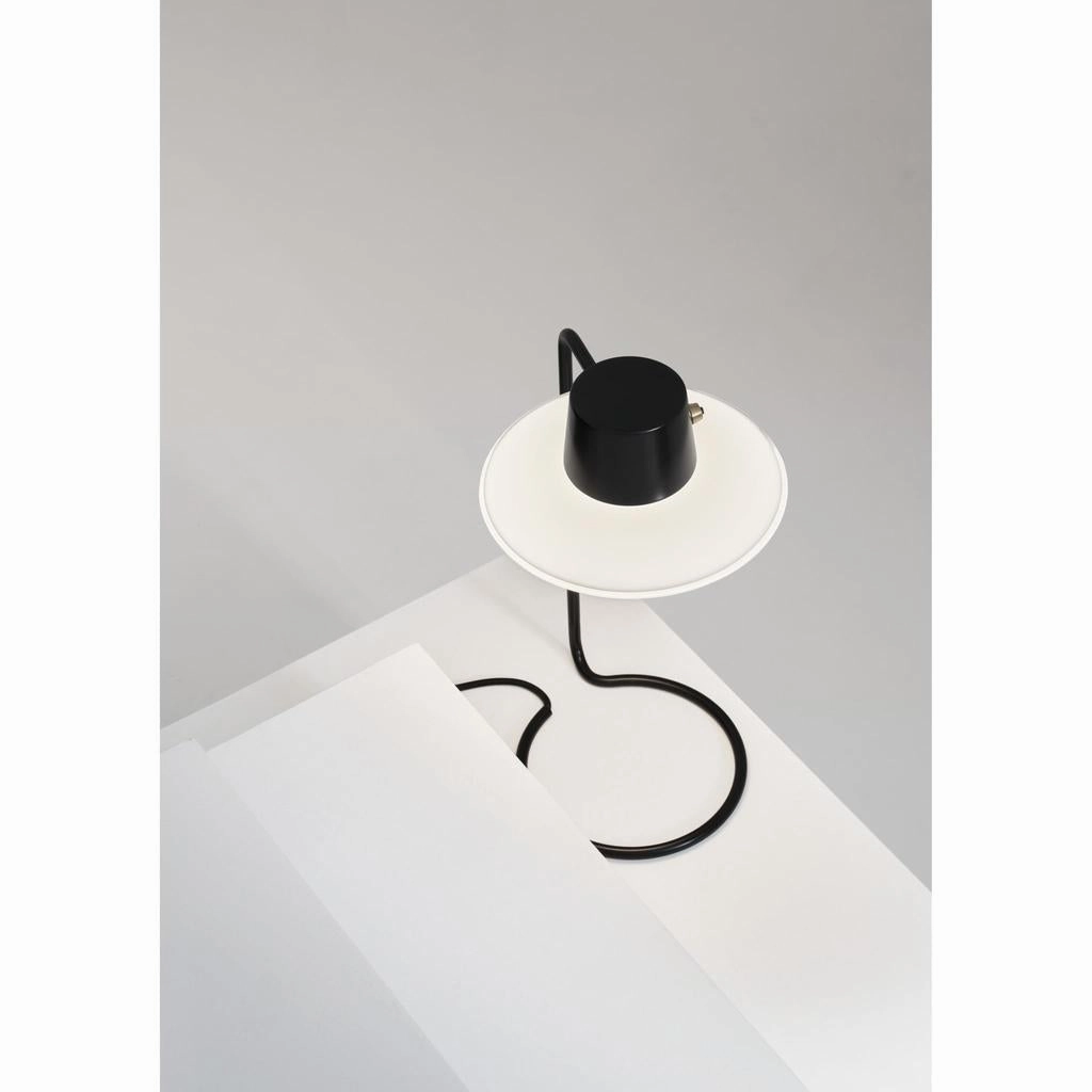 AJ Oxford Bordlampe Opal H: 28 - Louis Poulsen
