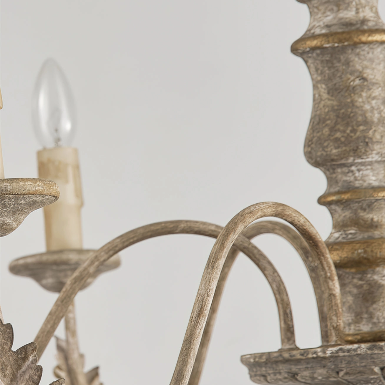 Alda Chandelier
