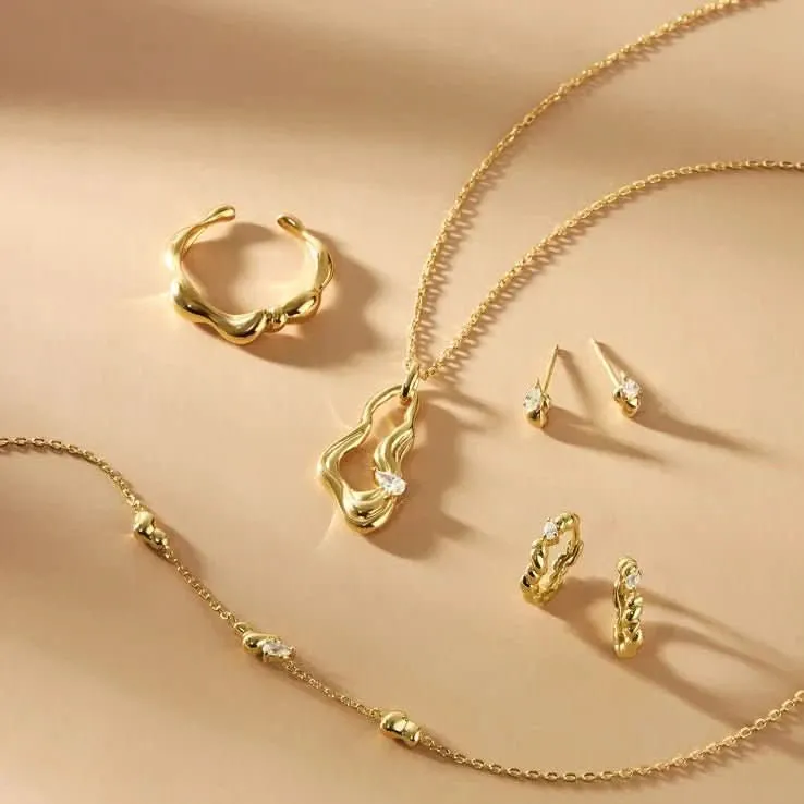Ania Haie Gold Twisted Wave Chain Bracelet B050-01G Ania Haie Jewellery