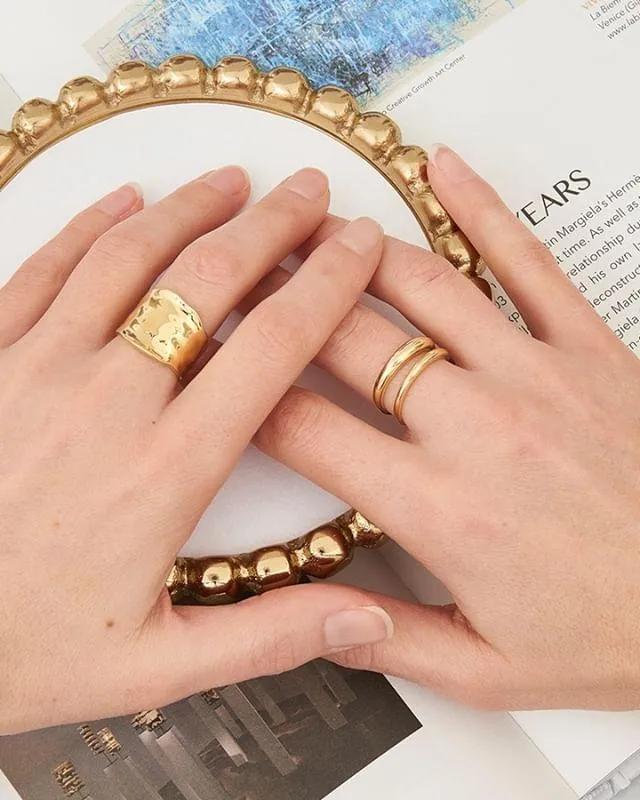 Ania Haie Jewellery Luxe Minimalism - Gold Luxe Twist Adjustable Ring