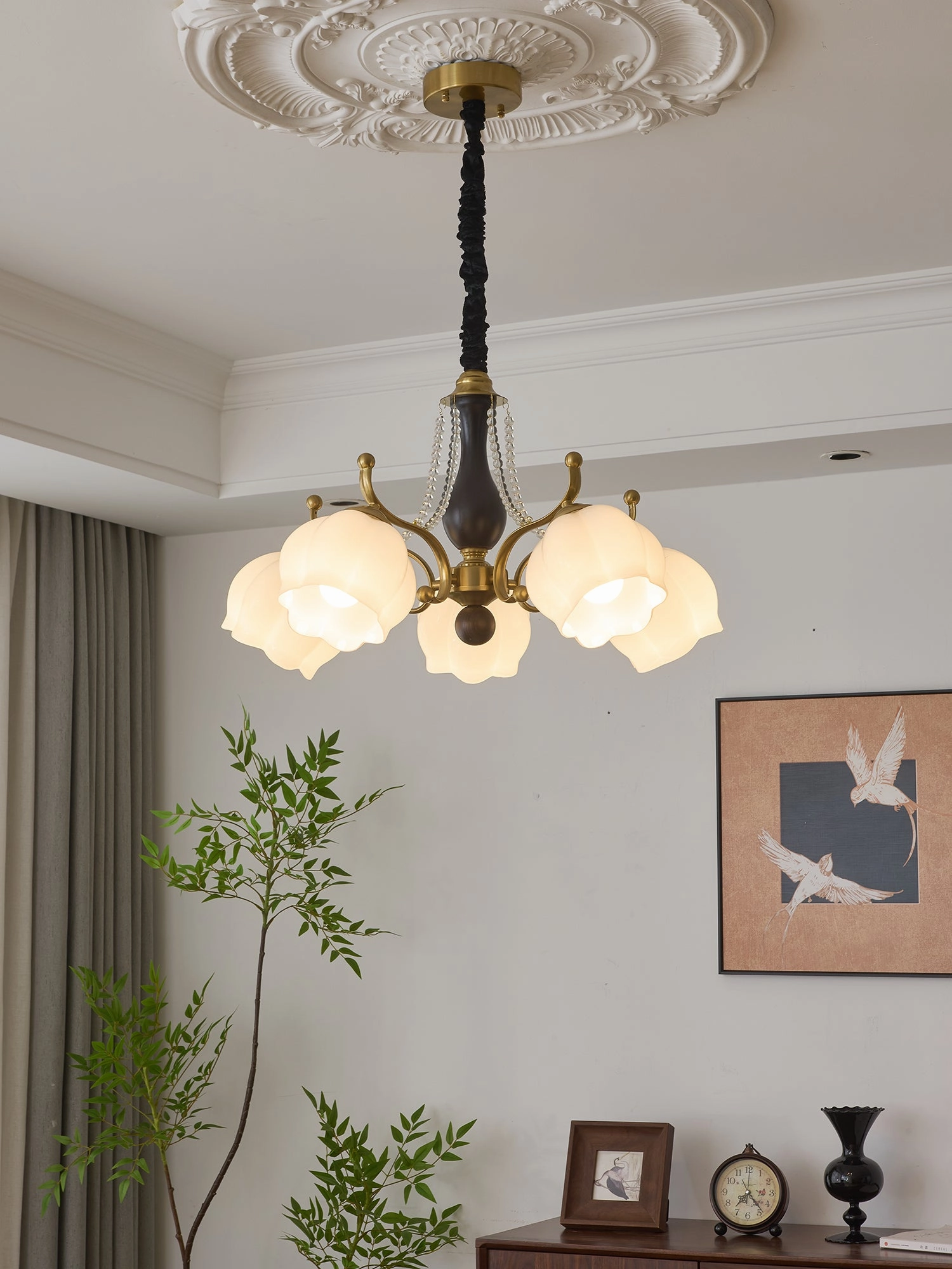 Antonia Chandelier
