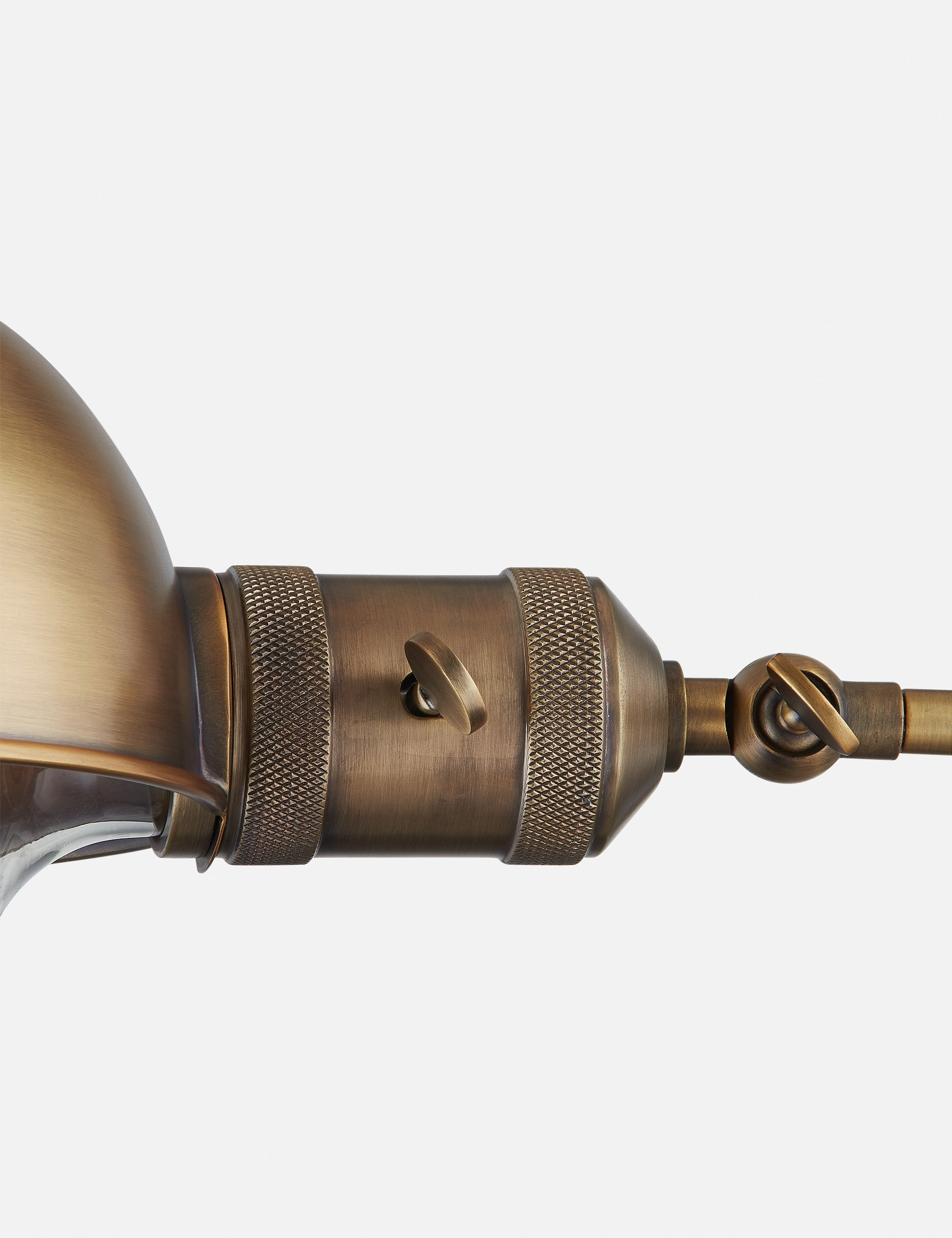 Arthur Plug-In Sconce