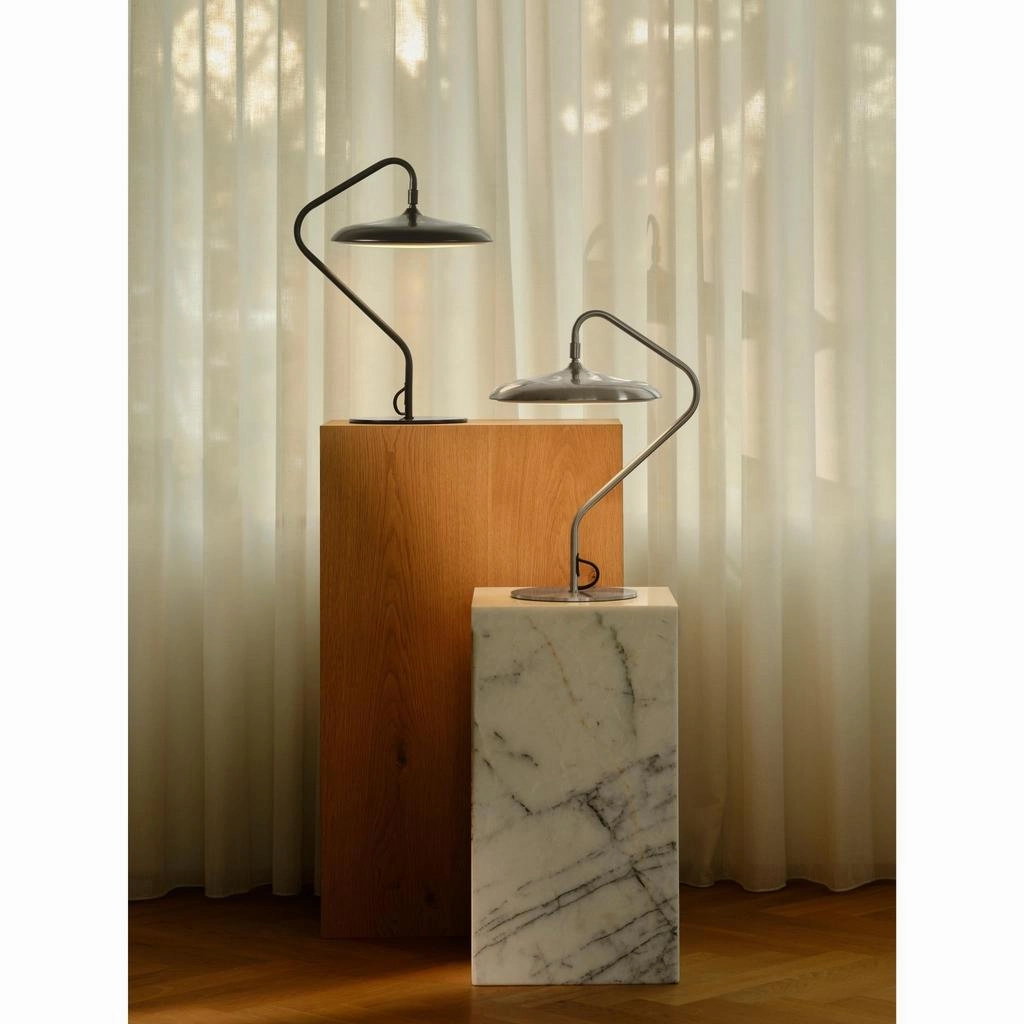 ARTIST BORDLAMPE RUSTFRIT STL LED