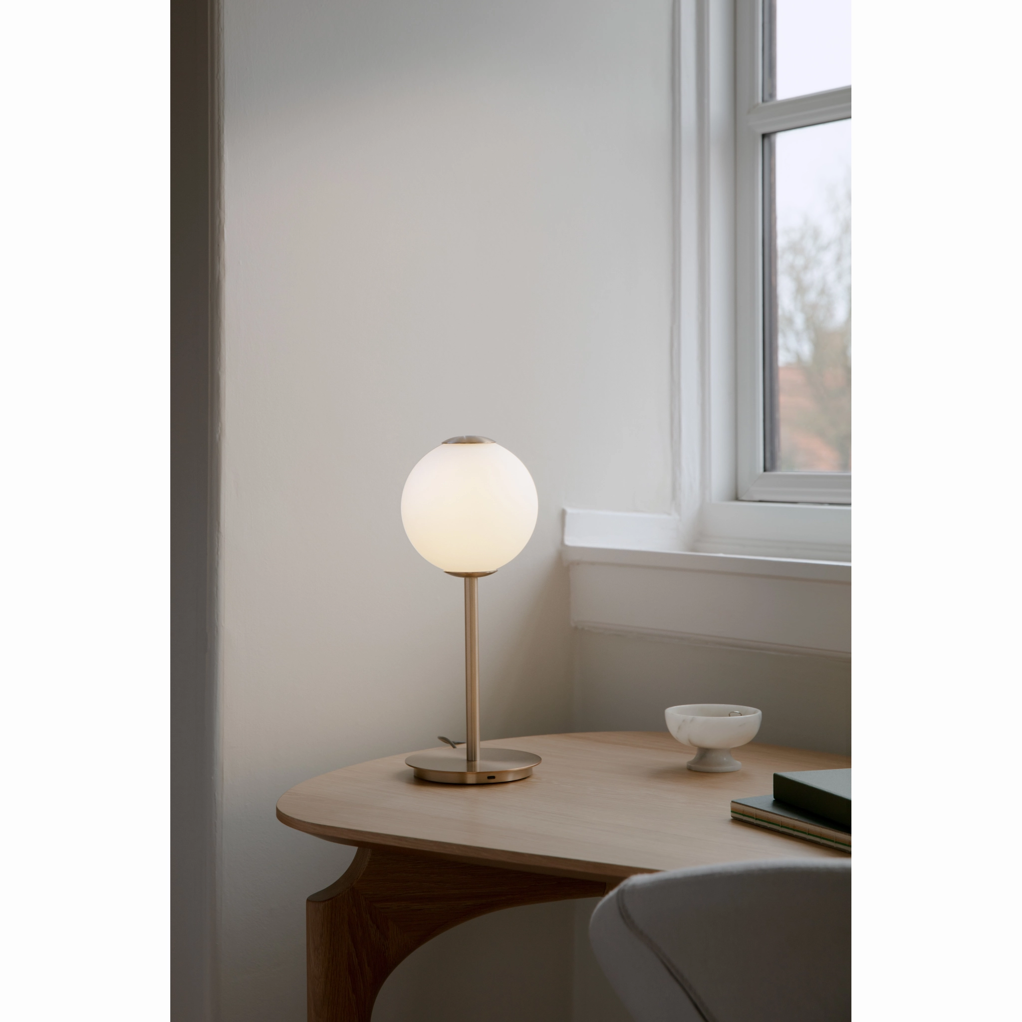 AUDREY BORDLAMPE H37 USB-C OPLADER ambient lighting fixture