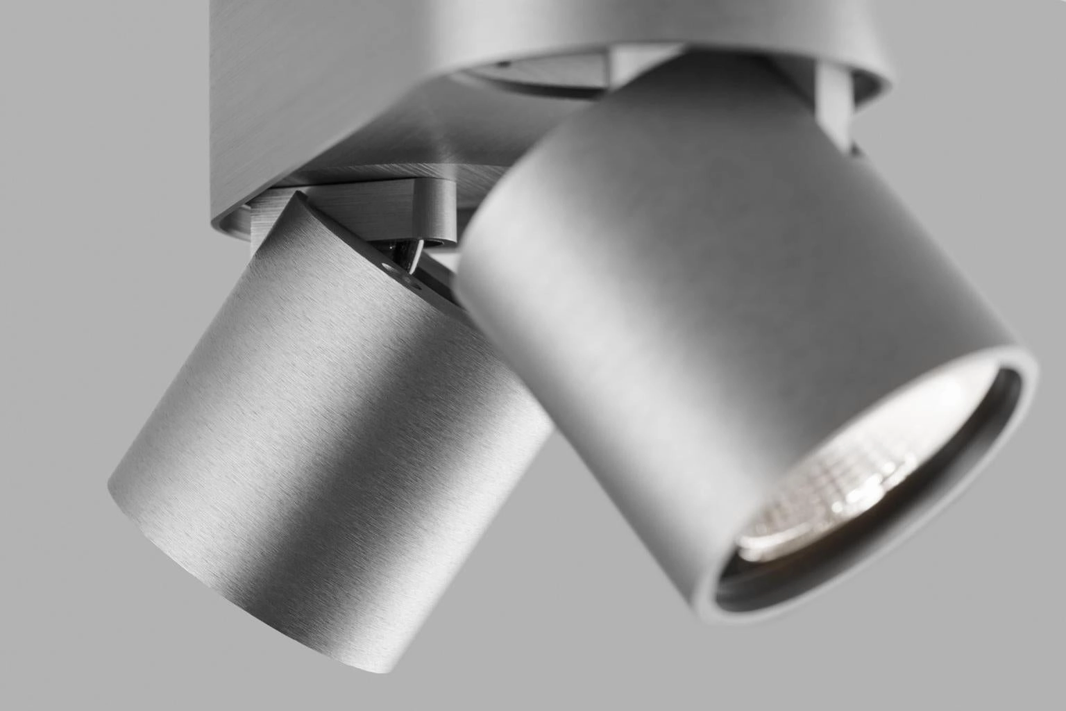 AURA C2 LOFTSLAMPE TITANIUM LED