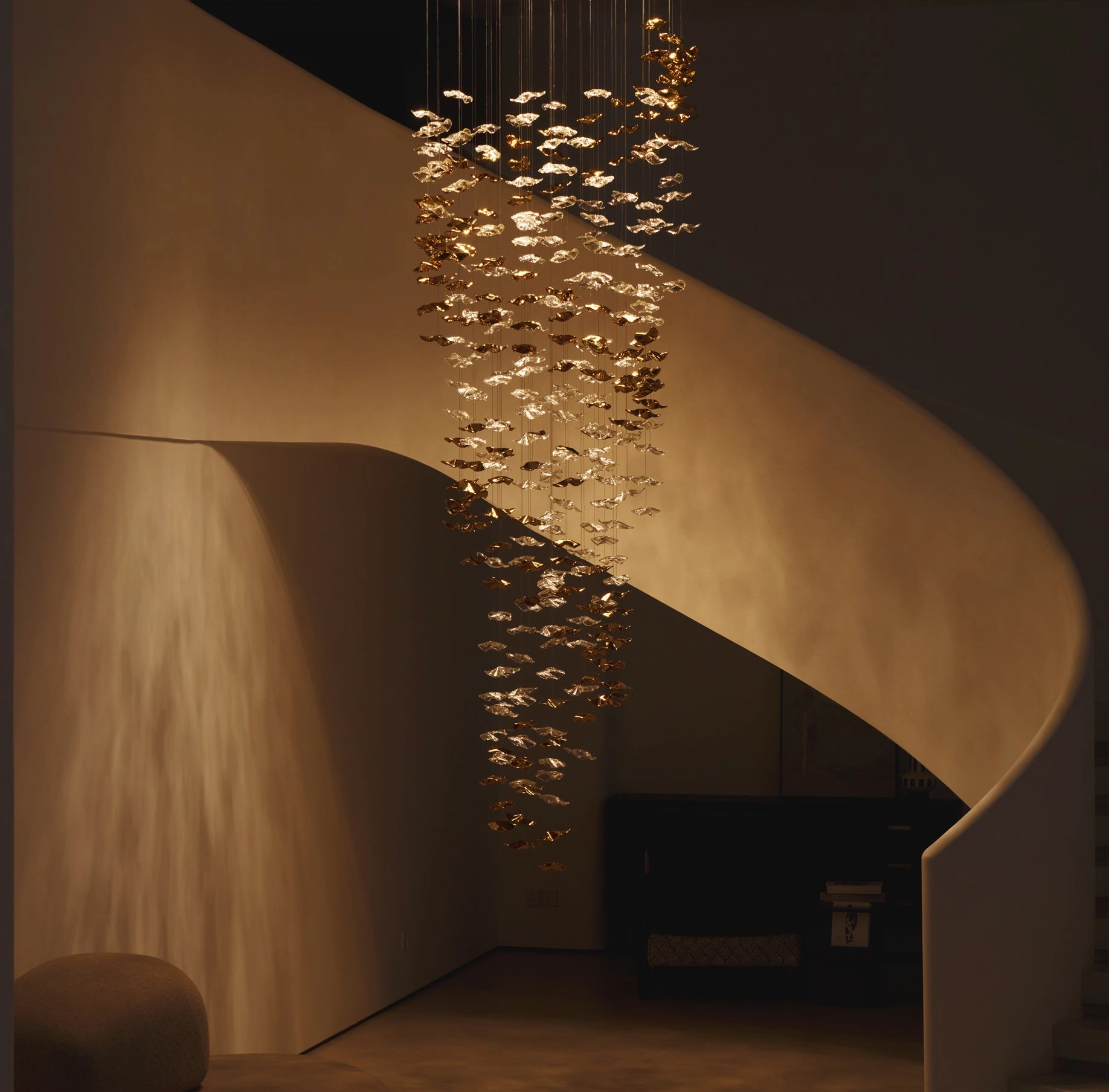 Avenia Fluid Chandelier