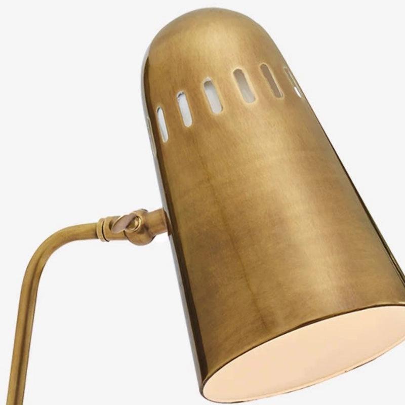 Avery Lamp