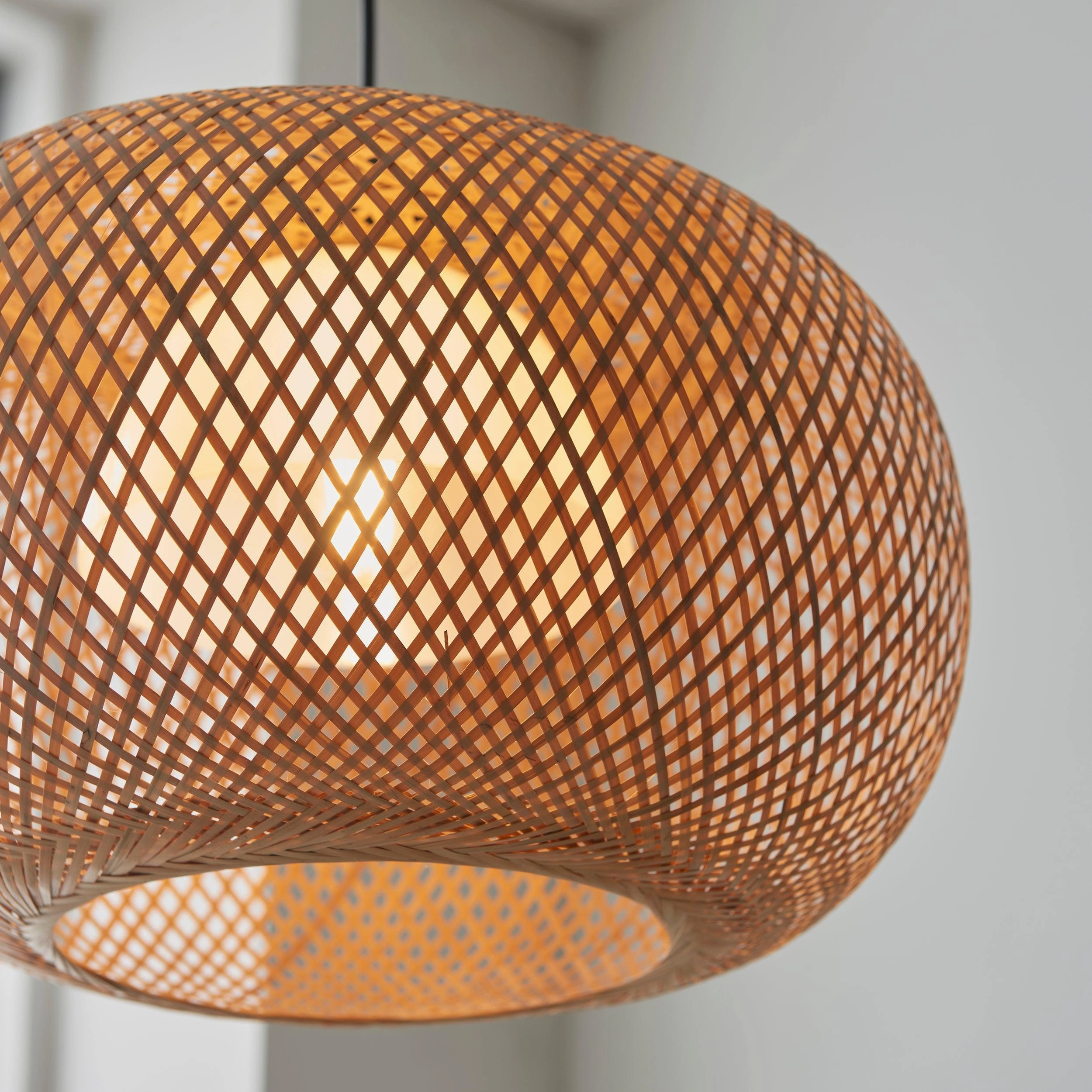 Bali Natural Bamboo Ceiling Pendant Light