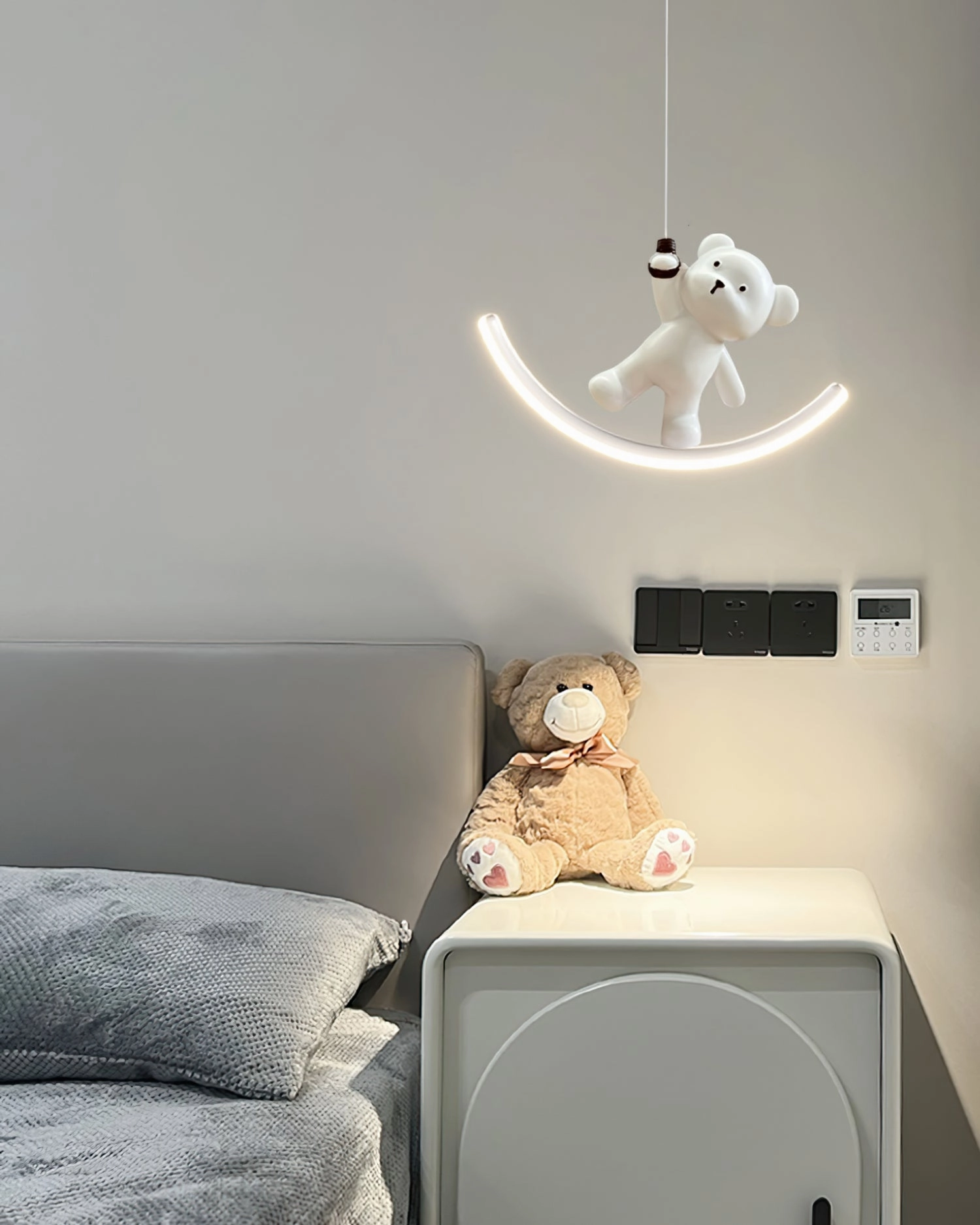 Bear Resin Pendant Lamp