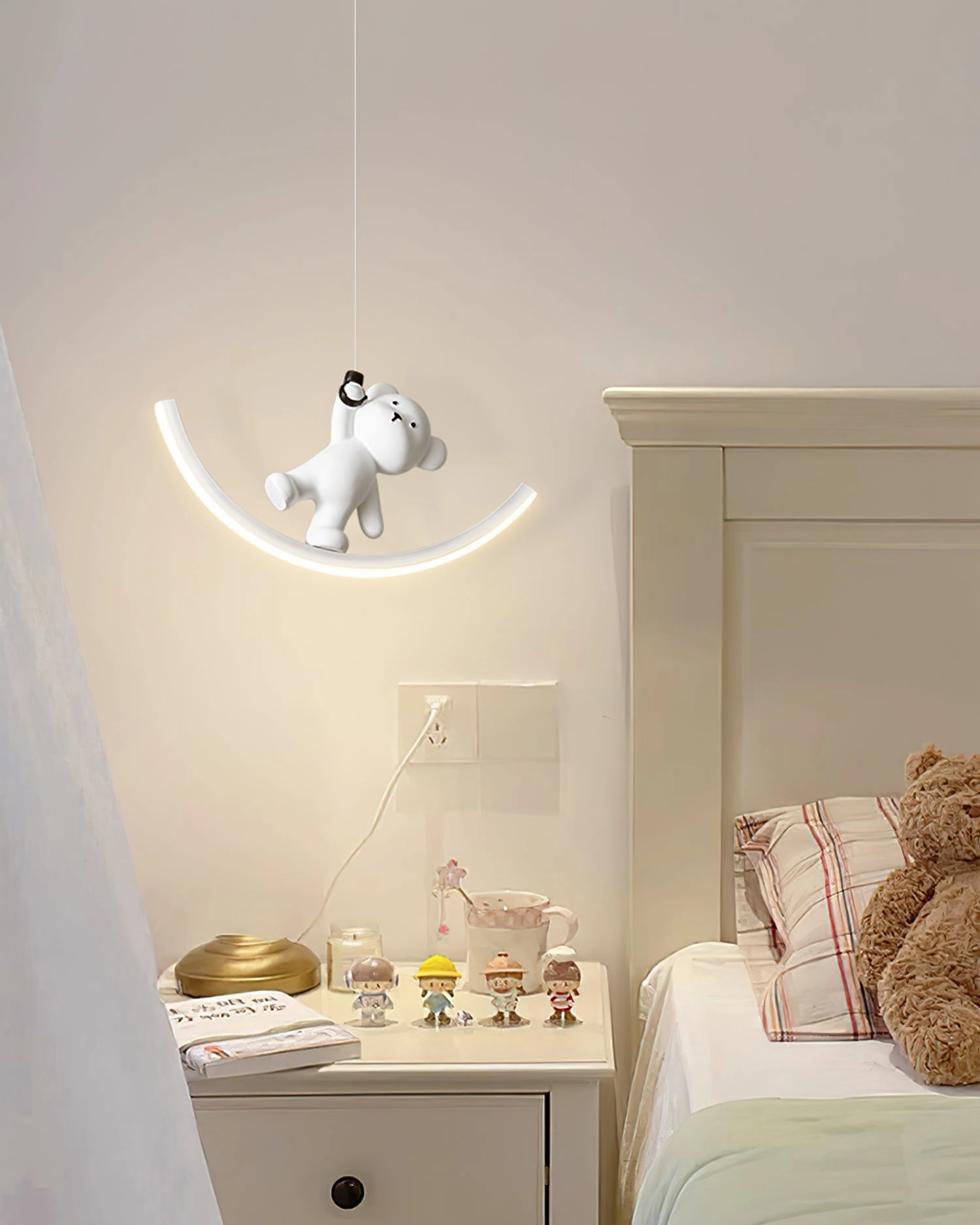 Bear Resin Pendant Lamp