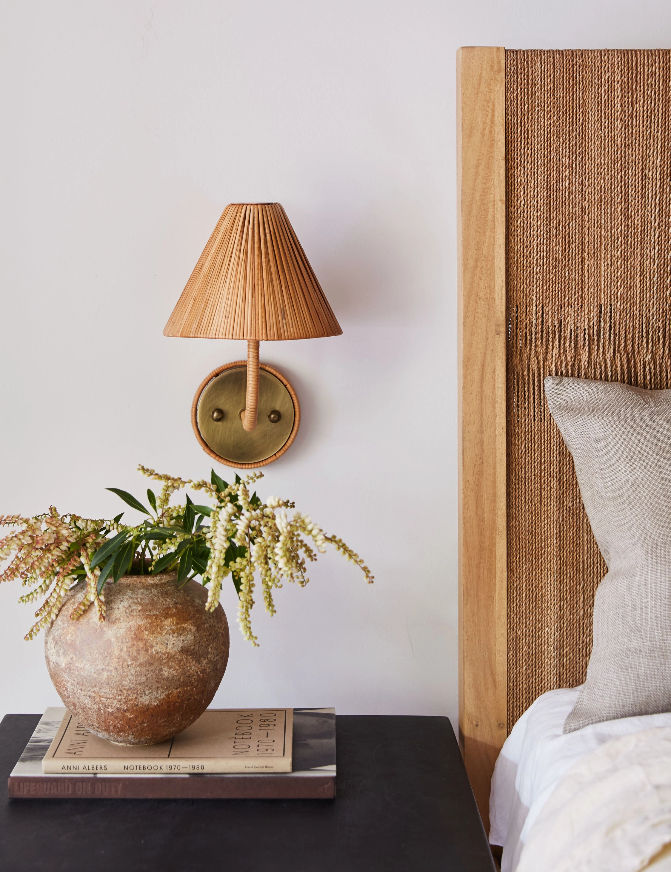 Besson Sconce