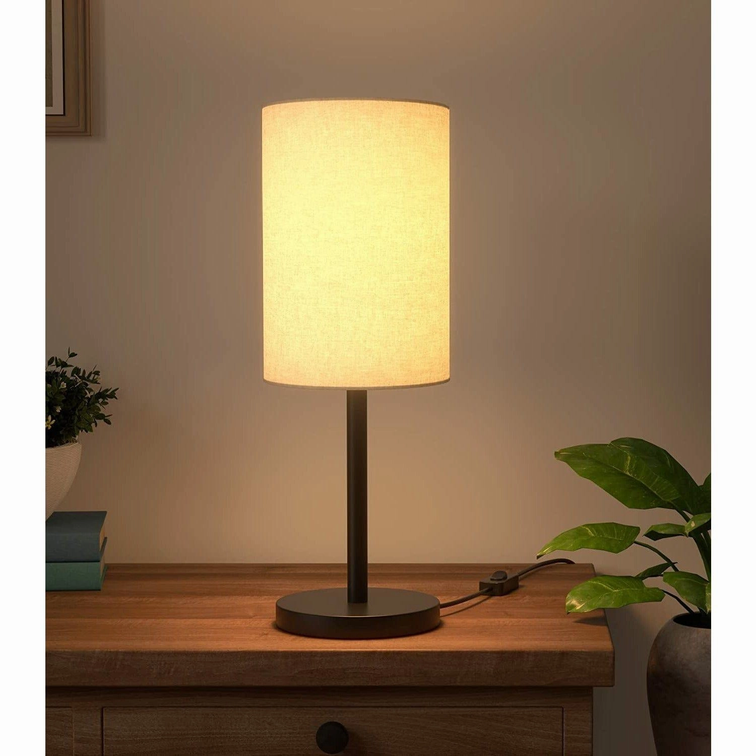 Black Sleek Table Lamp Cylindrical Shade
