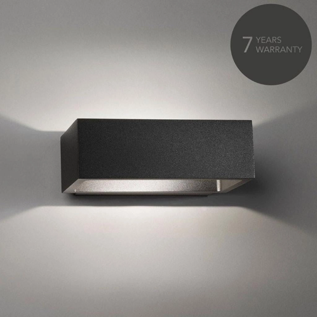 Brick V?glampe Sort LED ambient lighting fixture