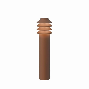 Bysted Garden Lang Corten m/ fodplade m/ adaptor - Louis Poulsen ambient lighting fixture
