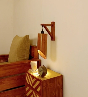 Cedar L Brown Wooden Wall Light (BULB NOT INCLUDED) vintage desk lamp