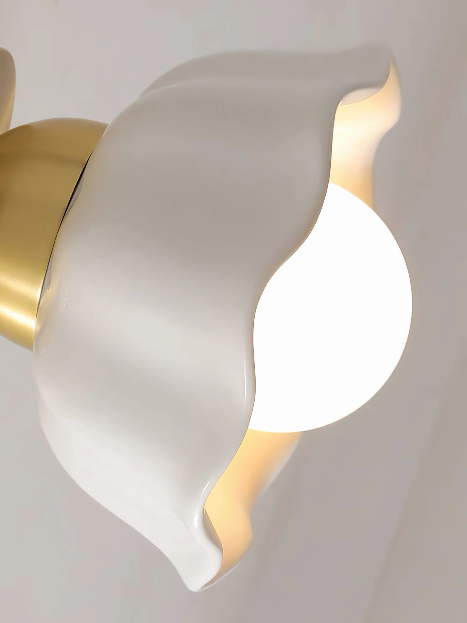 Ceramics Floral Pendant Light