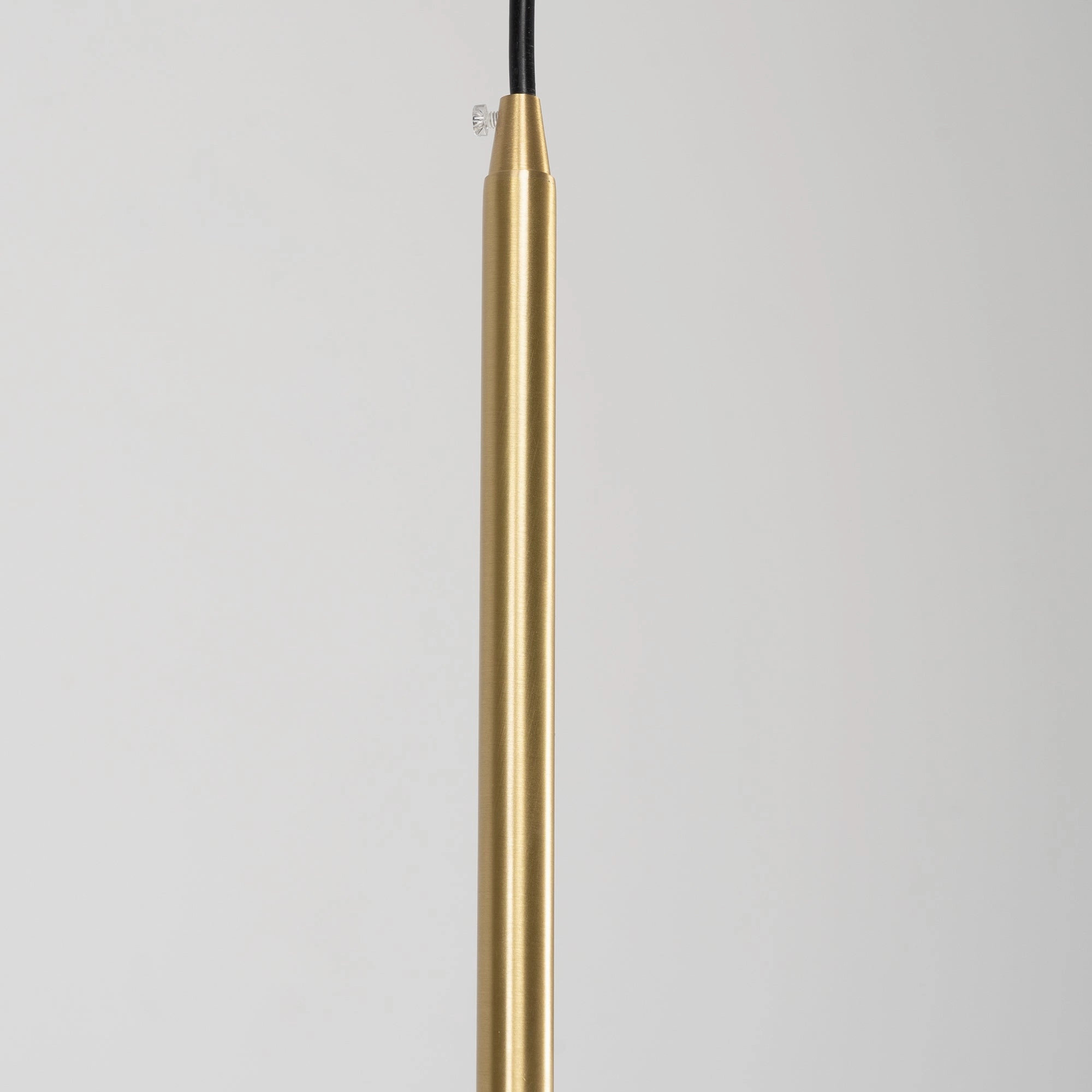 Corner Round Pendant Light