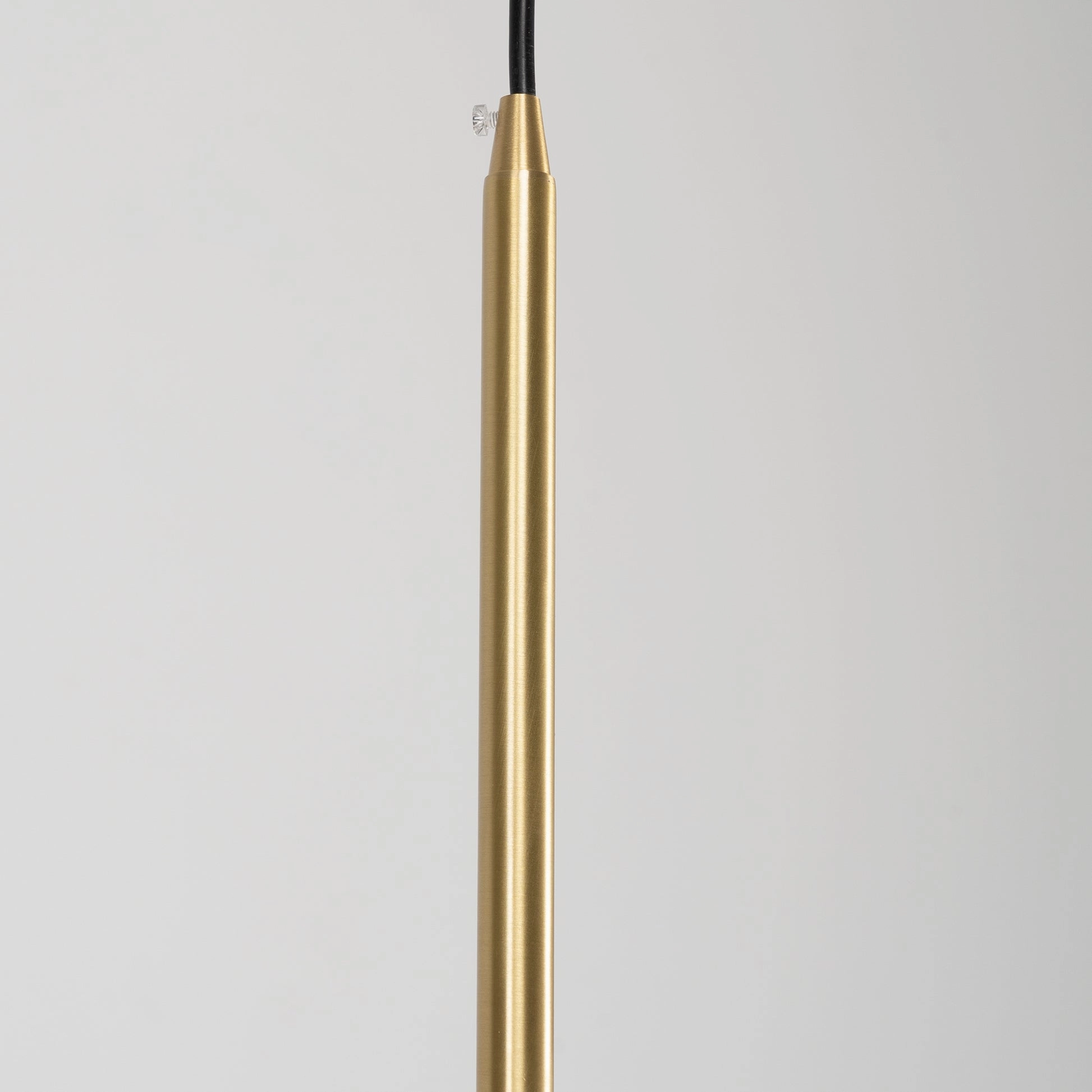 Corner Round Pendant Light