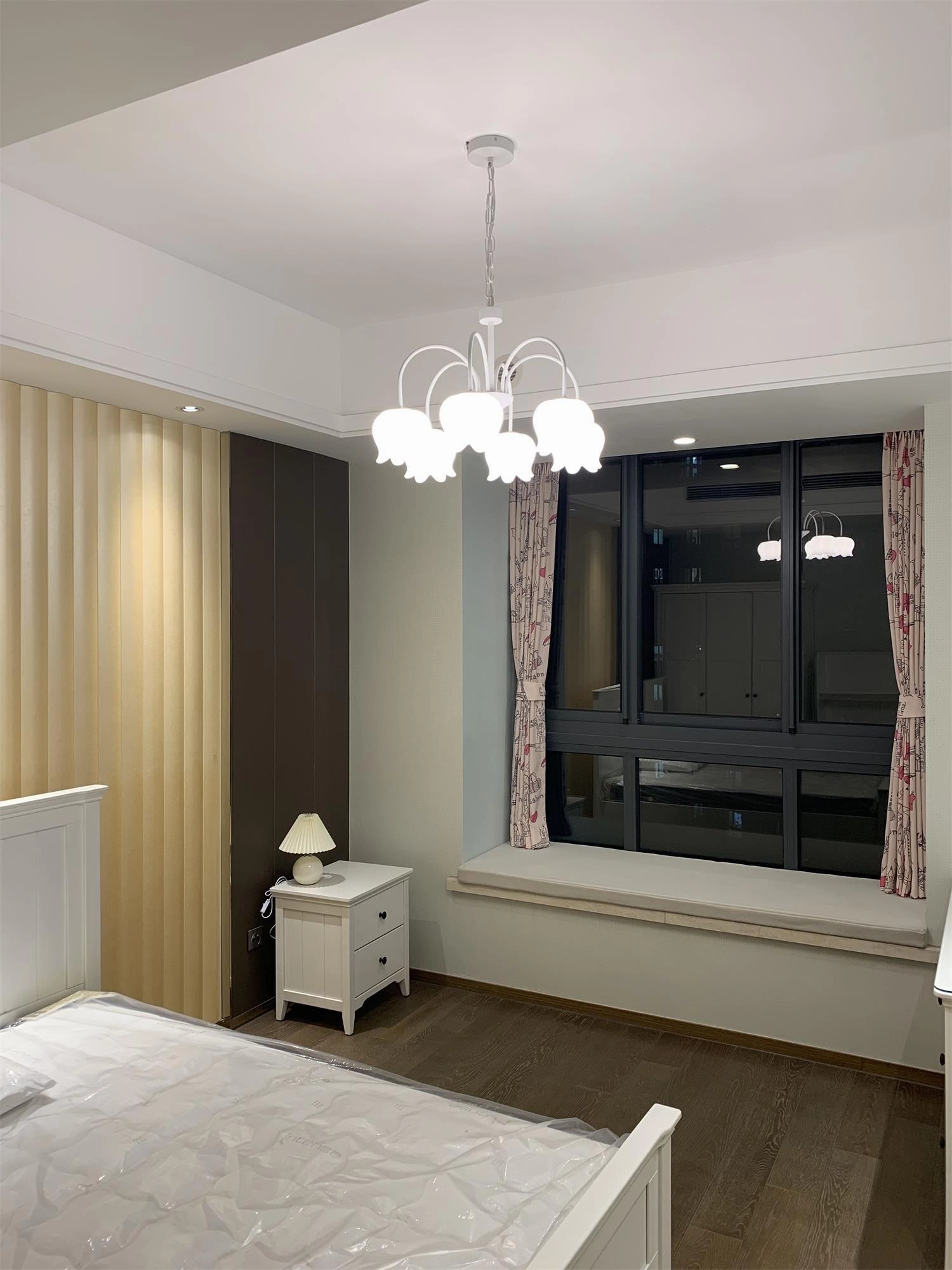 Curved Arm Bell Chandelier
