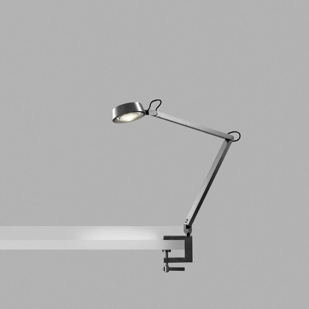 Dark T1 Bordlampe m/ klemme Titanium - Light-Point ambient lighting fixture