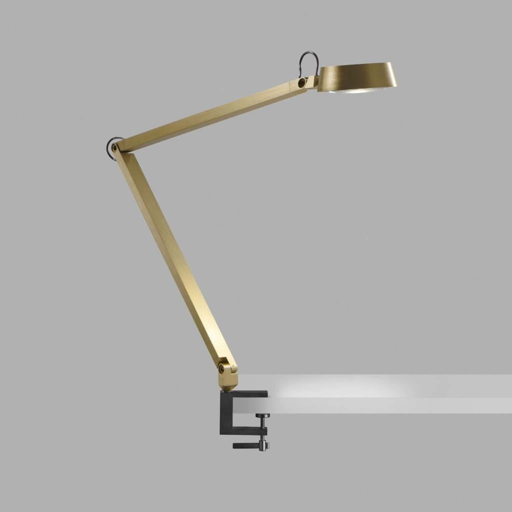 Dark T2 Bordlampe m/ klemme Messing - Light-Point