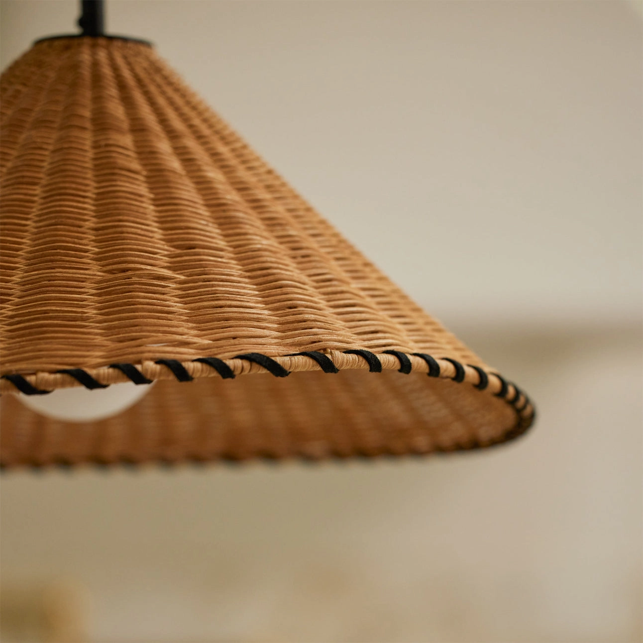 Davida Pendant Lamp