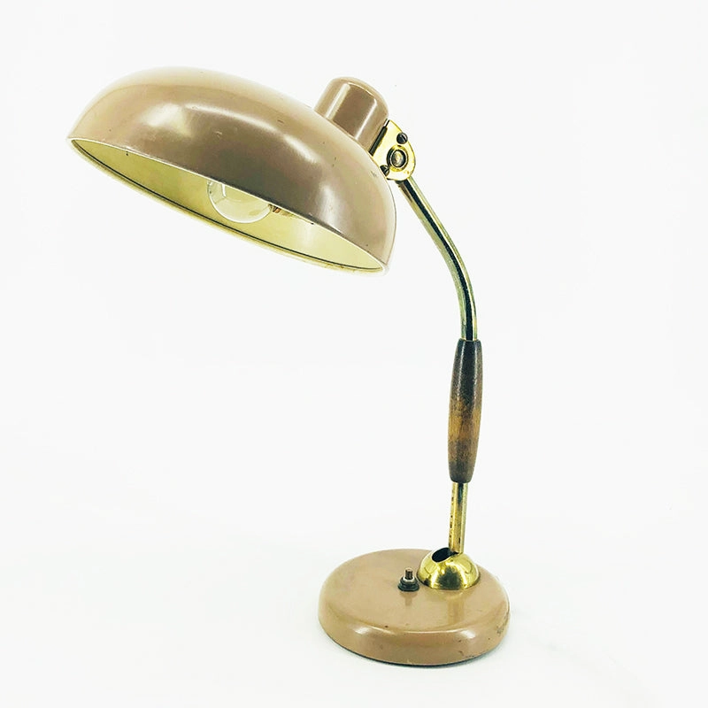 Davis Lamp