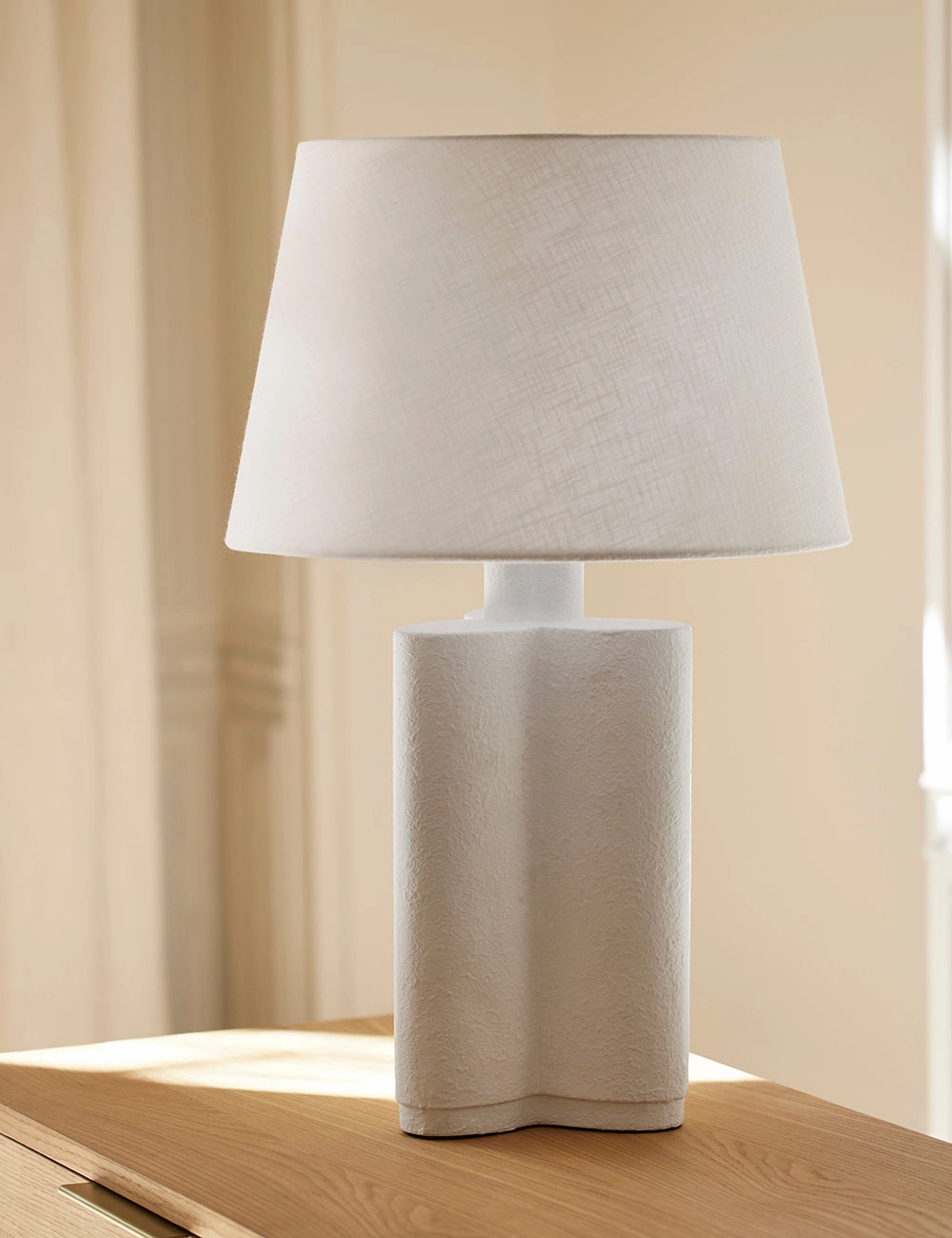 Duffy Table Lamp