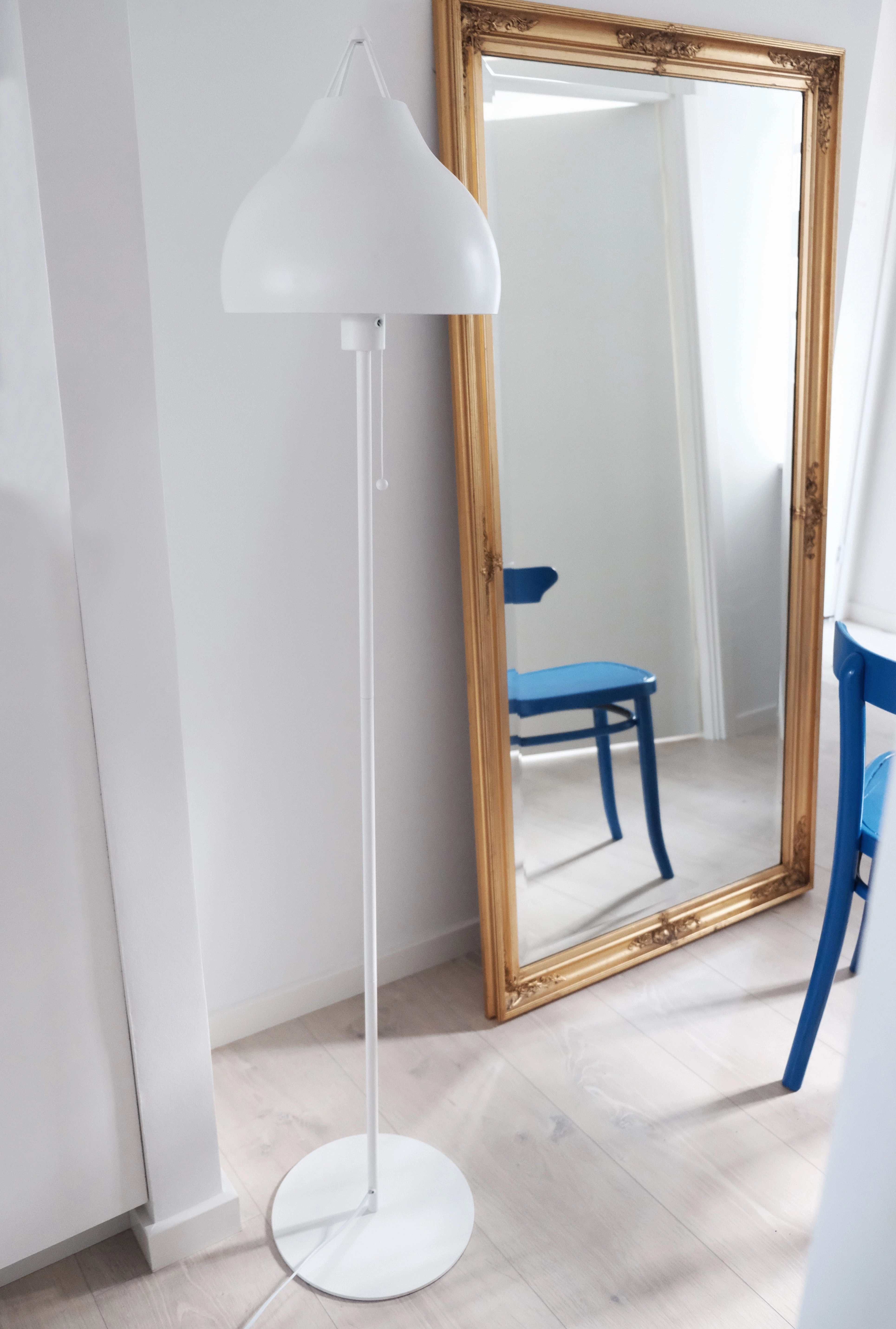 Dyberg Larsen Pyra Floor Lamp Matt White, 29cm