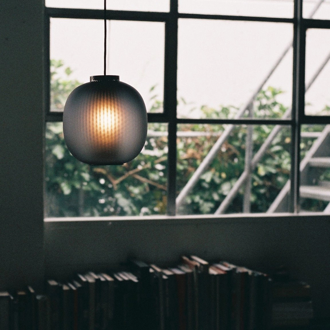 Dynamic Pendant Light