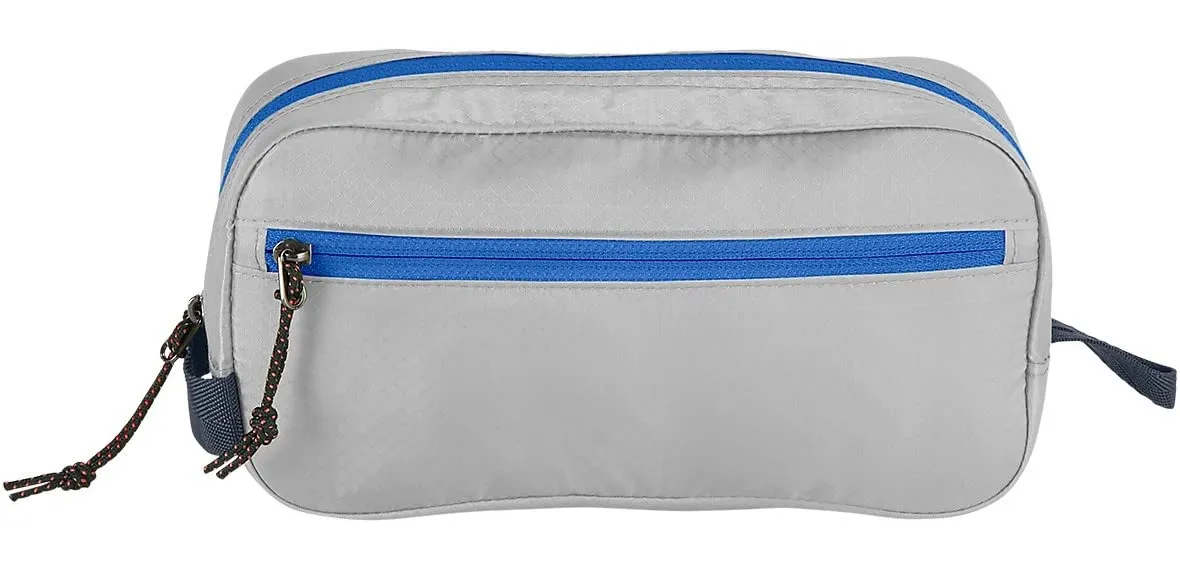 eagle creek Pack-It Isolate Quick Trip XS Travel Toiletry Bag Made with Water-Repellant Poly Ripstop Fabric, Full-Length Zipper for Visibility and Zip Side Pockets Bags Eagle-Creek