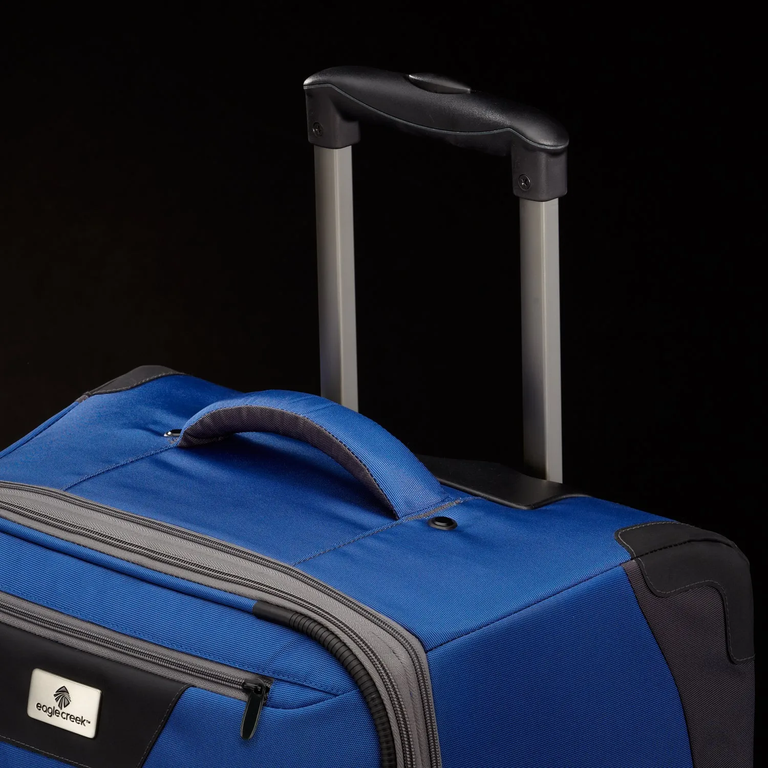 Eagle Creek Travel Gateway 22" 2-Wheel Carry-On Luggage Bags Eagle-Creek