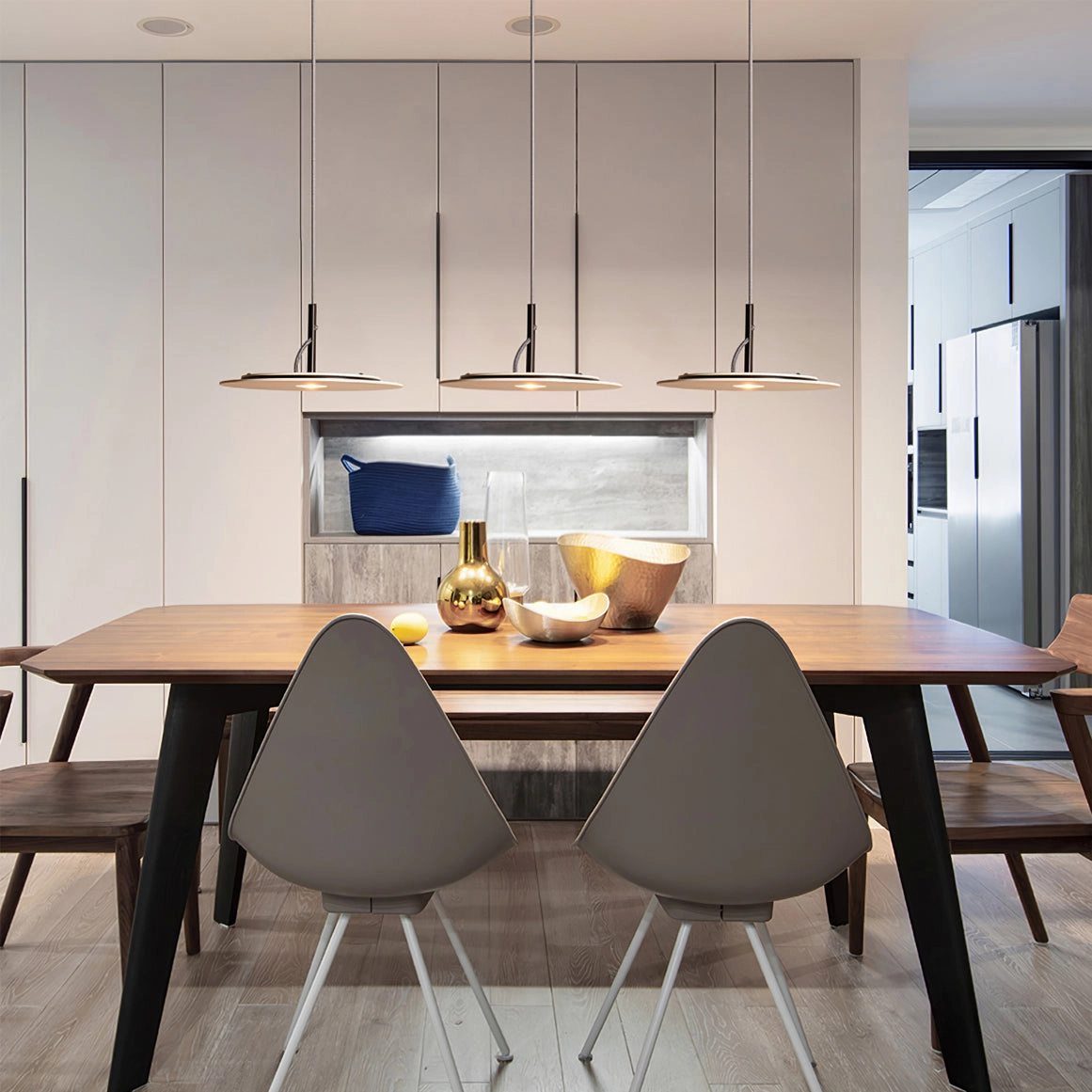 Eaves Pendant Lamp