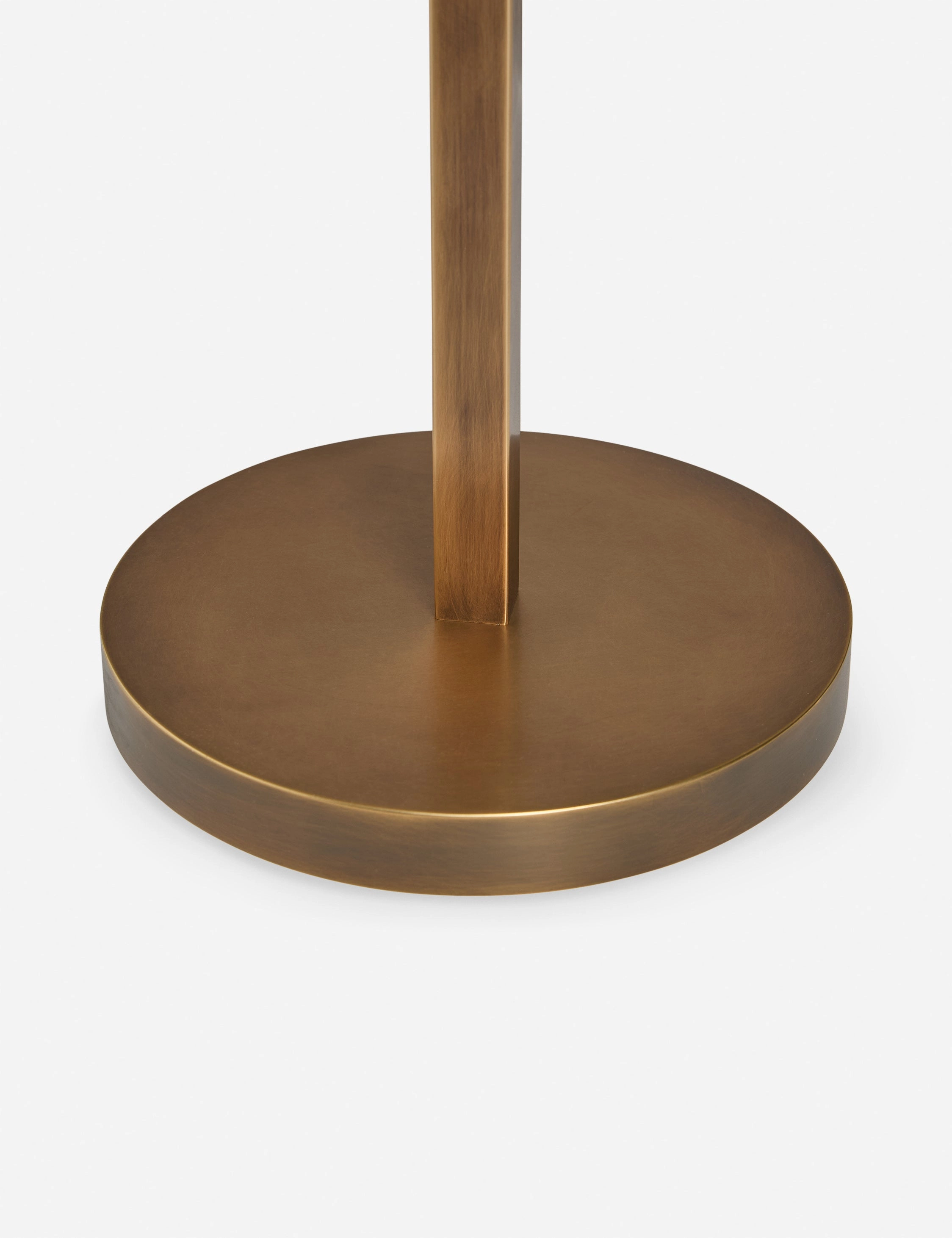 Ebele Floor Lamp
