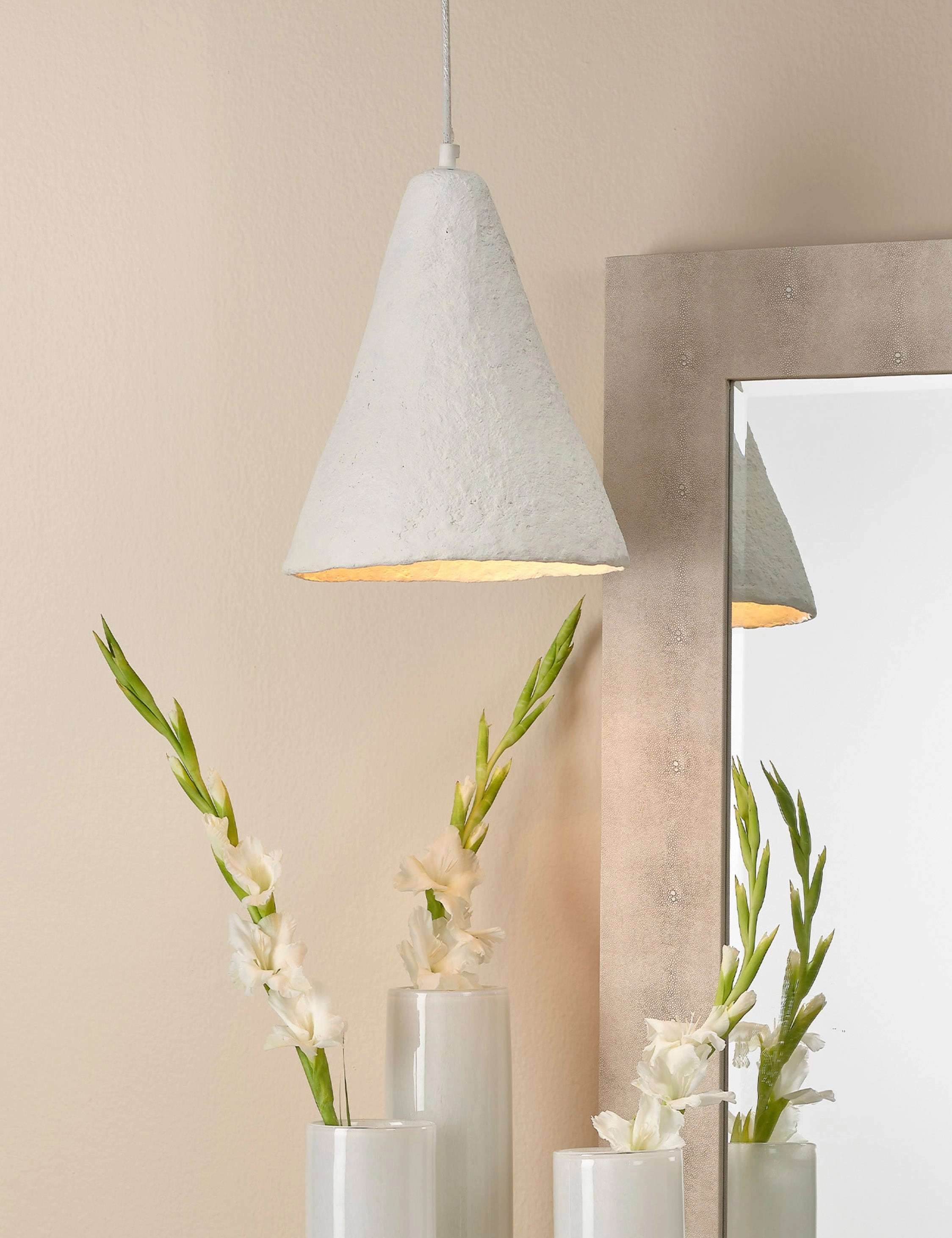 Edvard Pendant Light