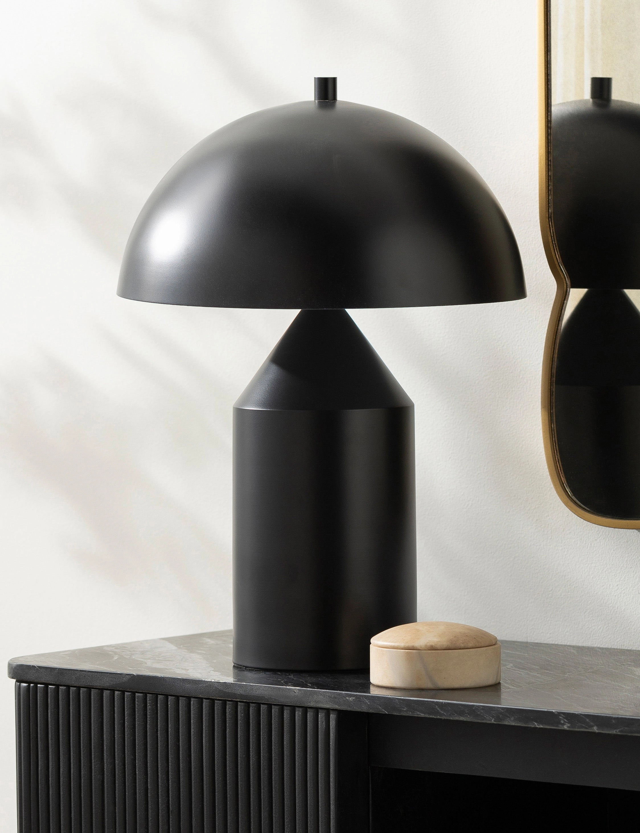 Ezri Table Lamp