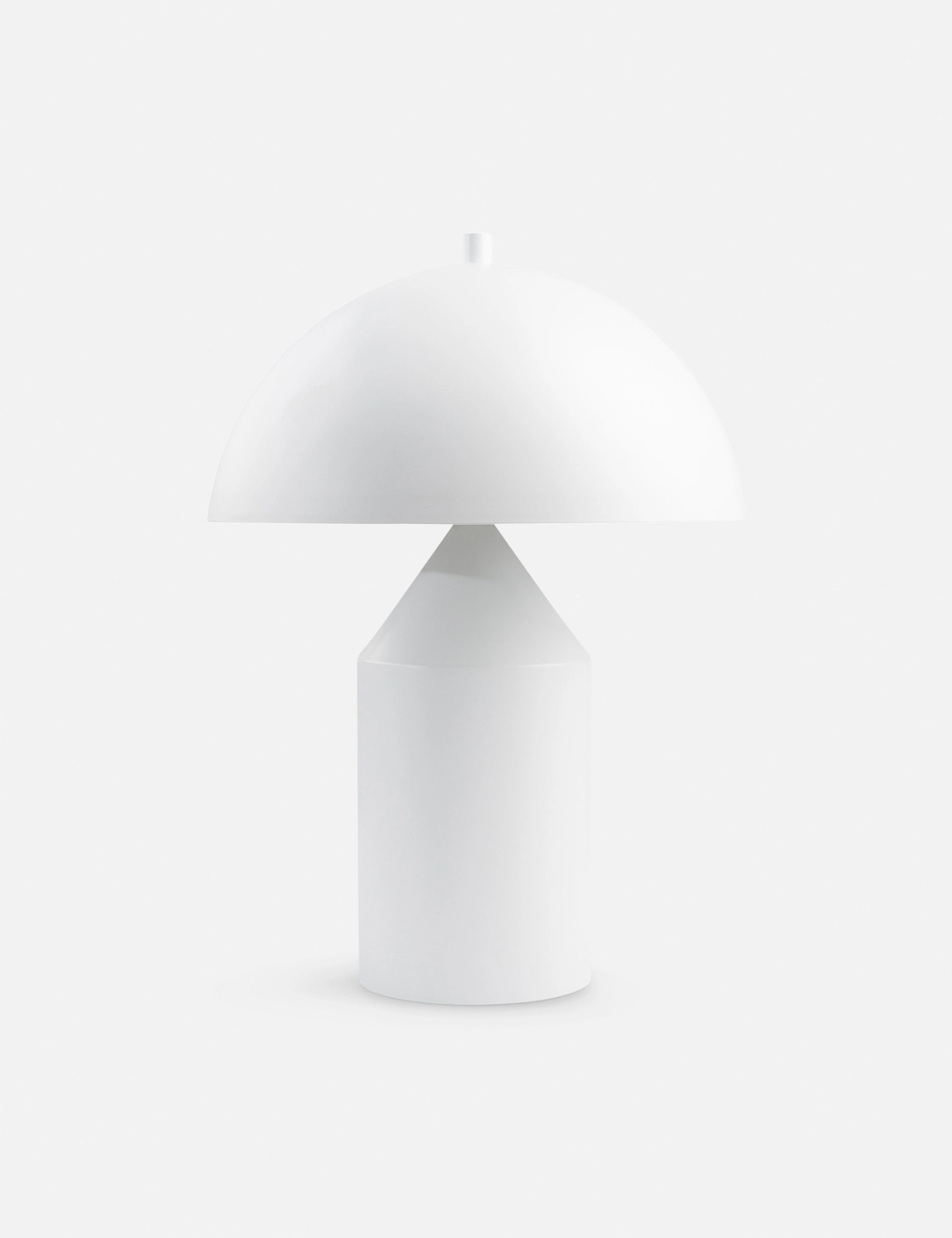 Ezri Table Lamp premium Danish lighting