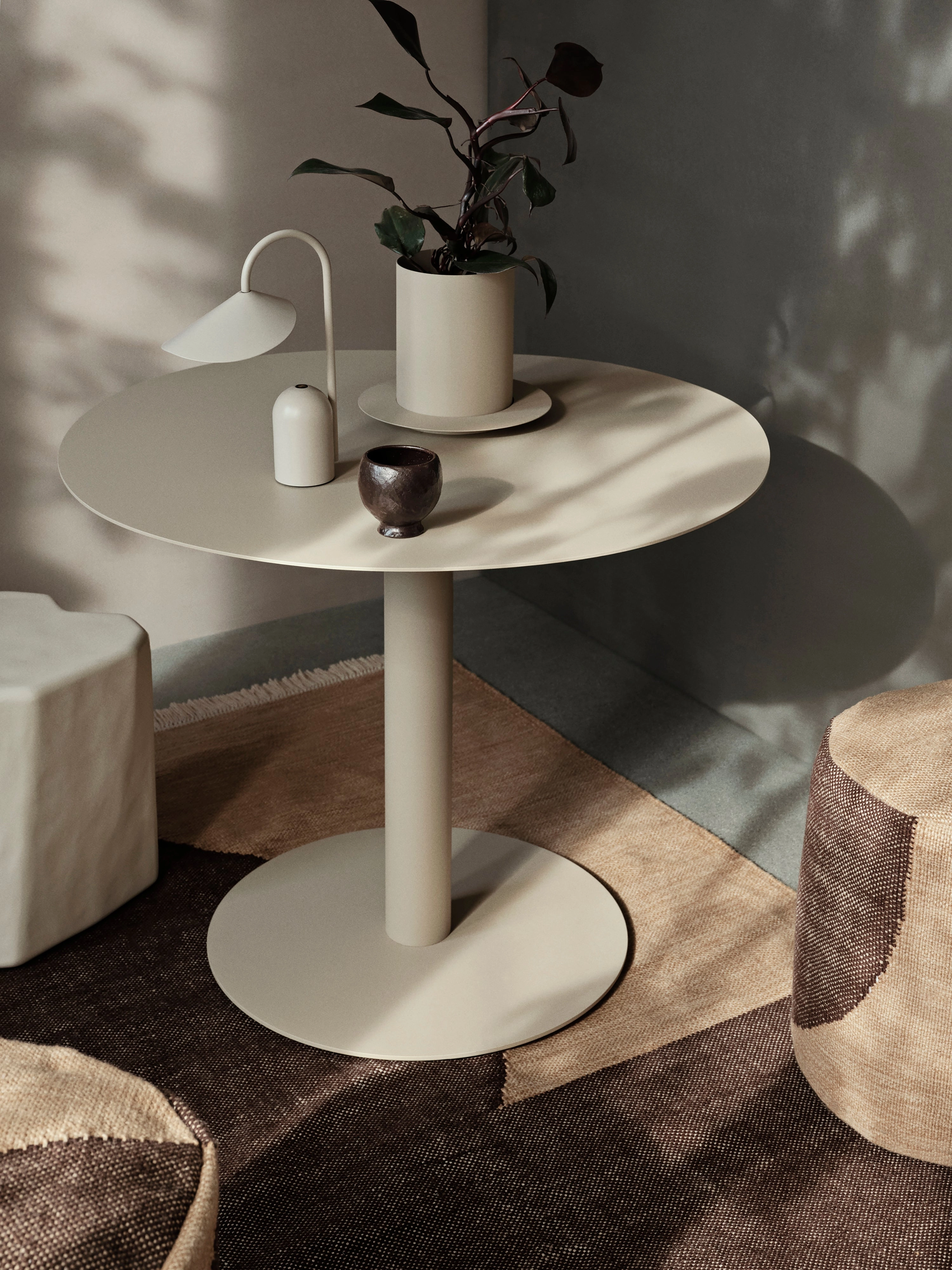 Ferm Living Arum Portable Lamp Cashmere