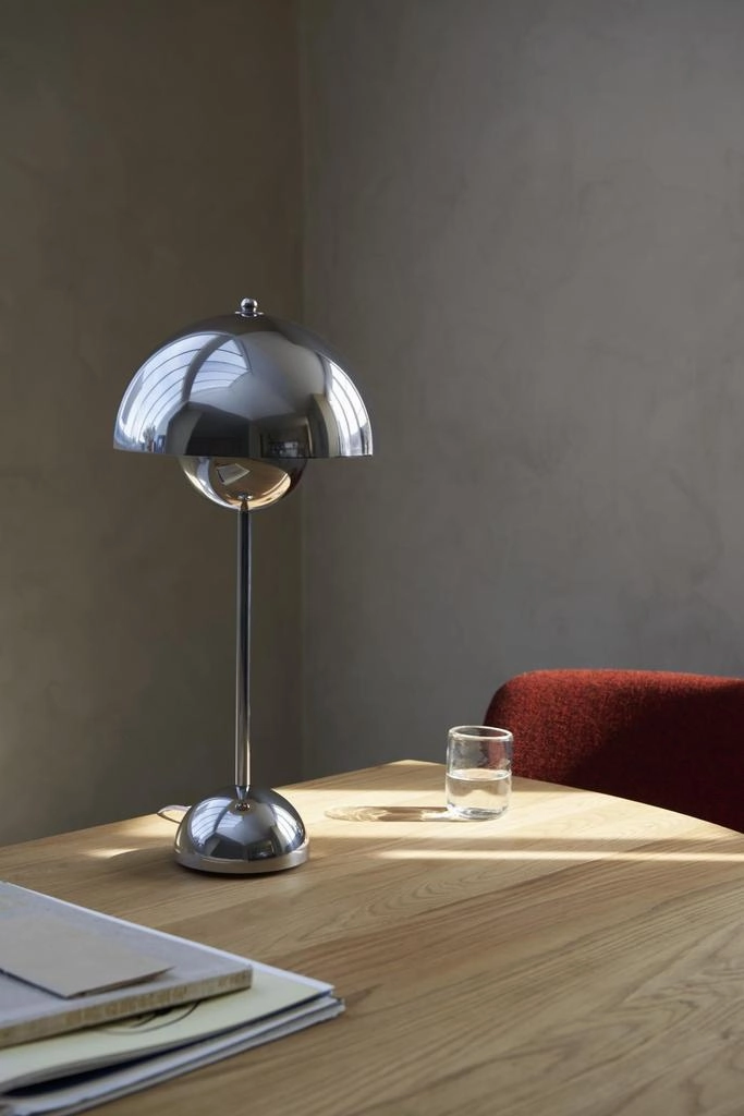 FLOWERPOT VP3 KROM PLATED BORDLAMPE