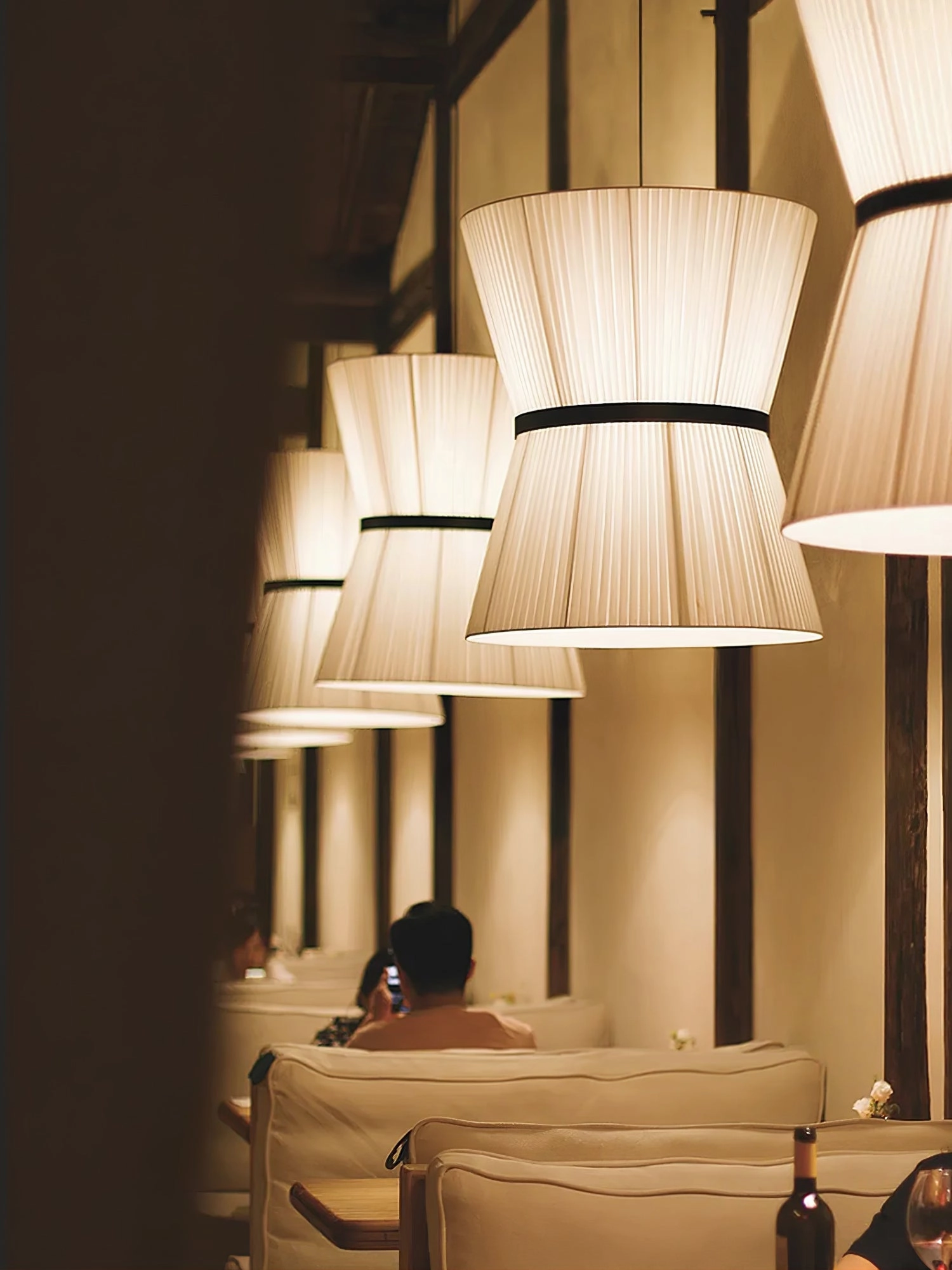 Folie Pendant Light