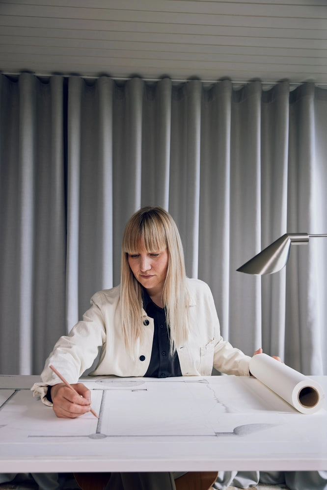 Fritz Hansen Ms011 Floor Lamp, Black Pvd