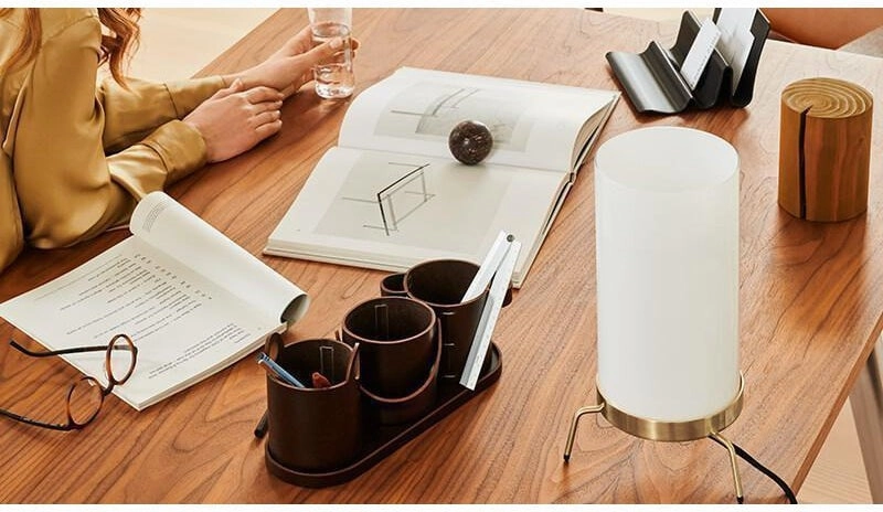 Fritz Hansen Pm02 Planner? Table Lamp, Brass Louis Poulsen chandelier