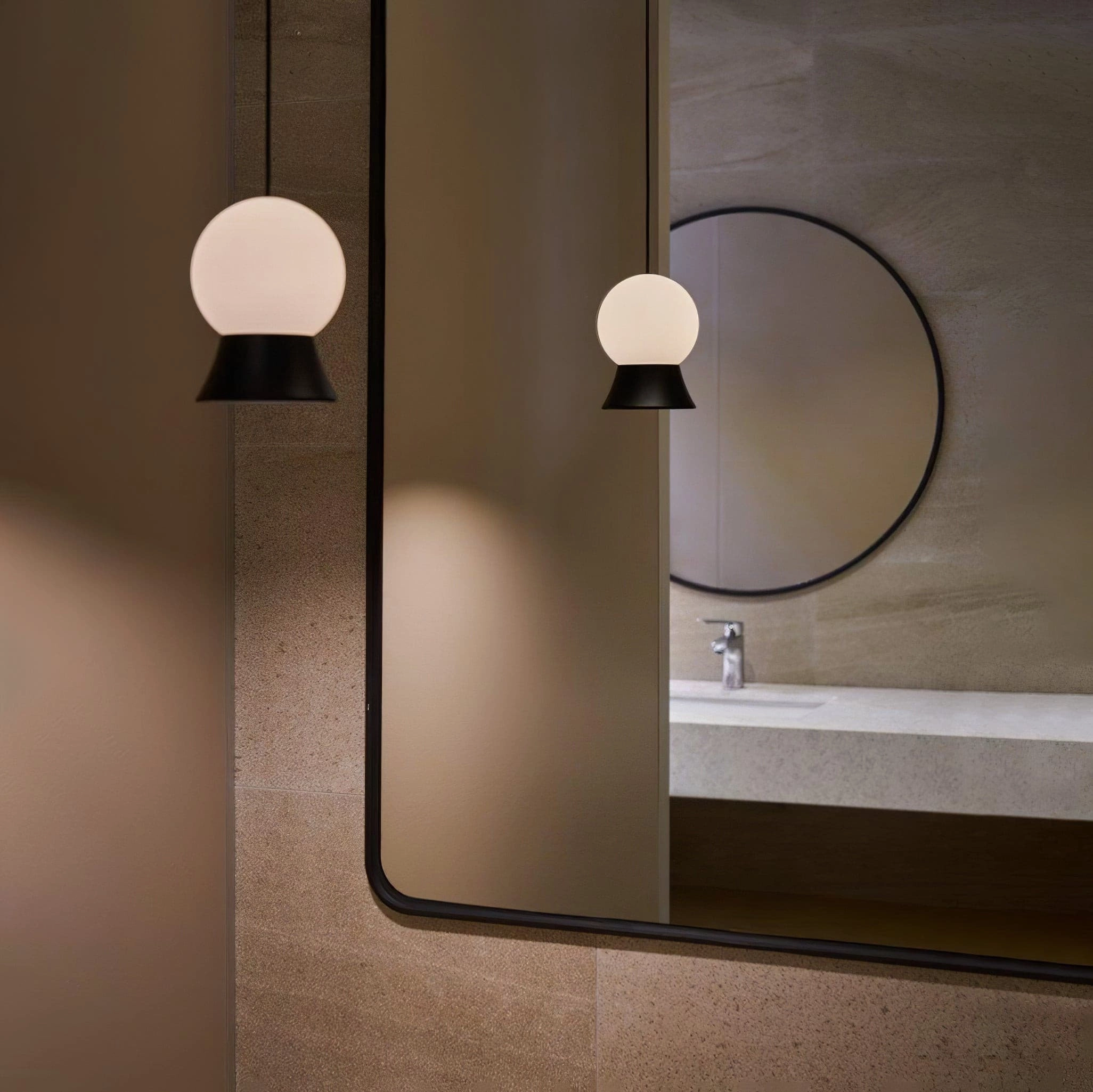 Fuji Pendant Lamp