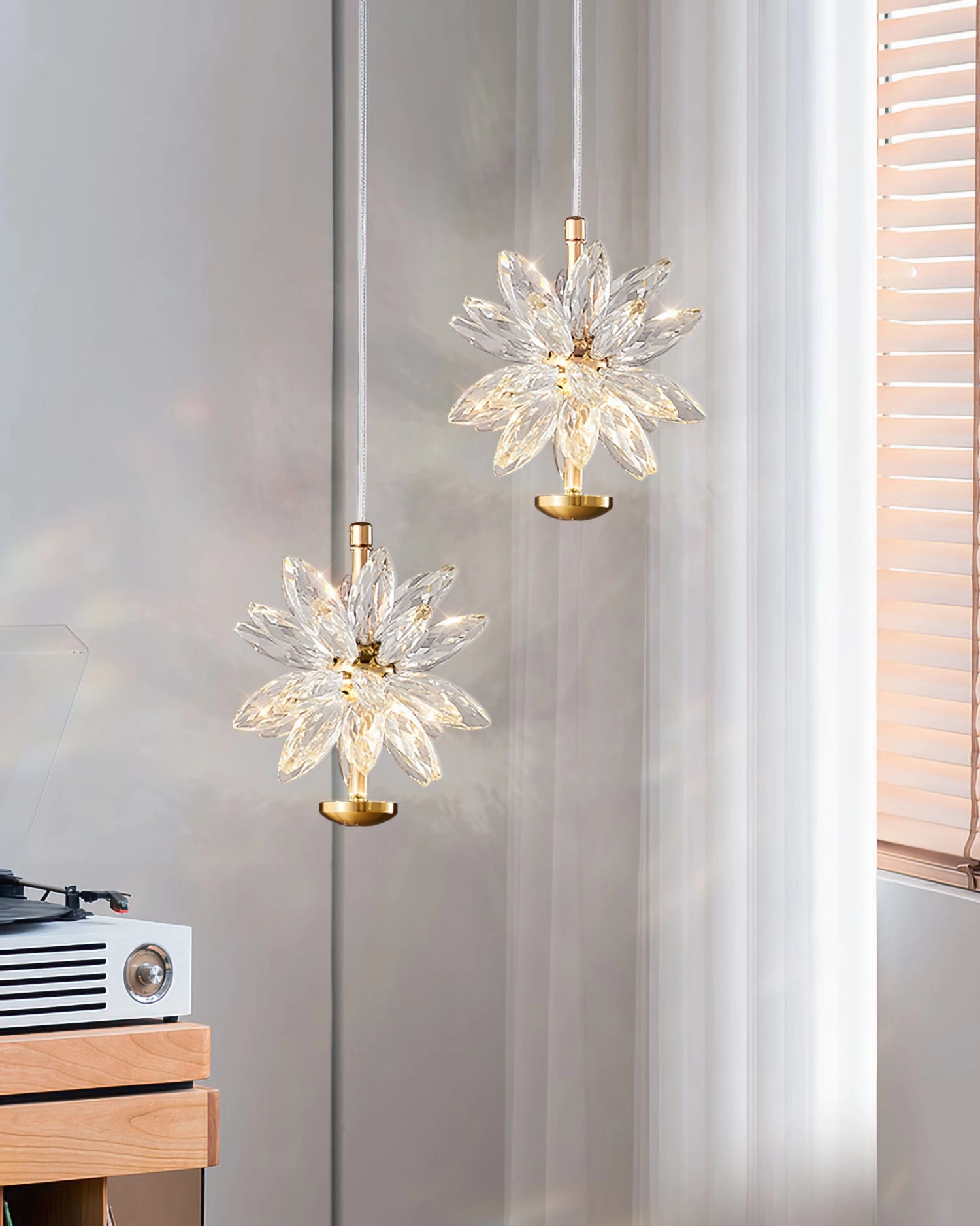 Glam Flower Pendant Lamp
