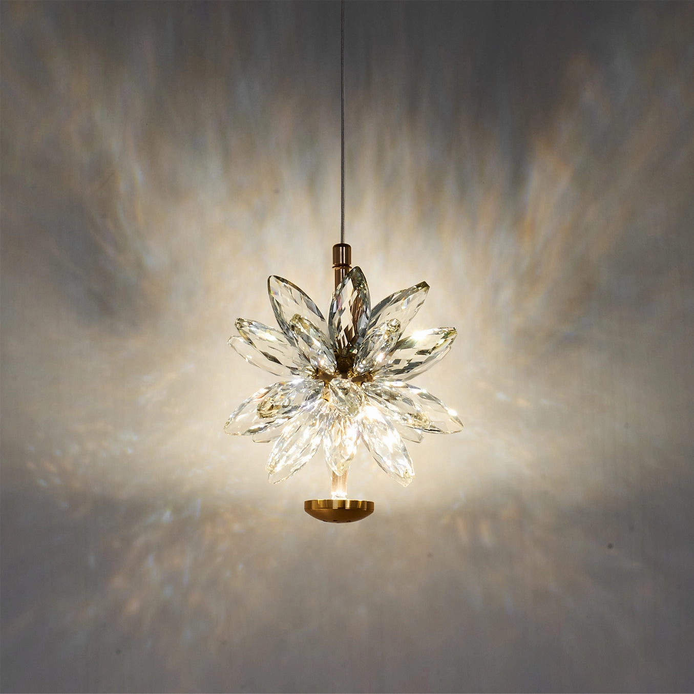 Glam Flower Pendant Lamp
