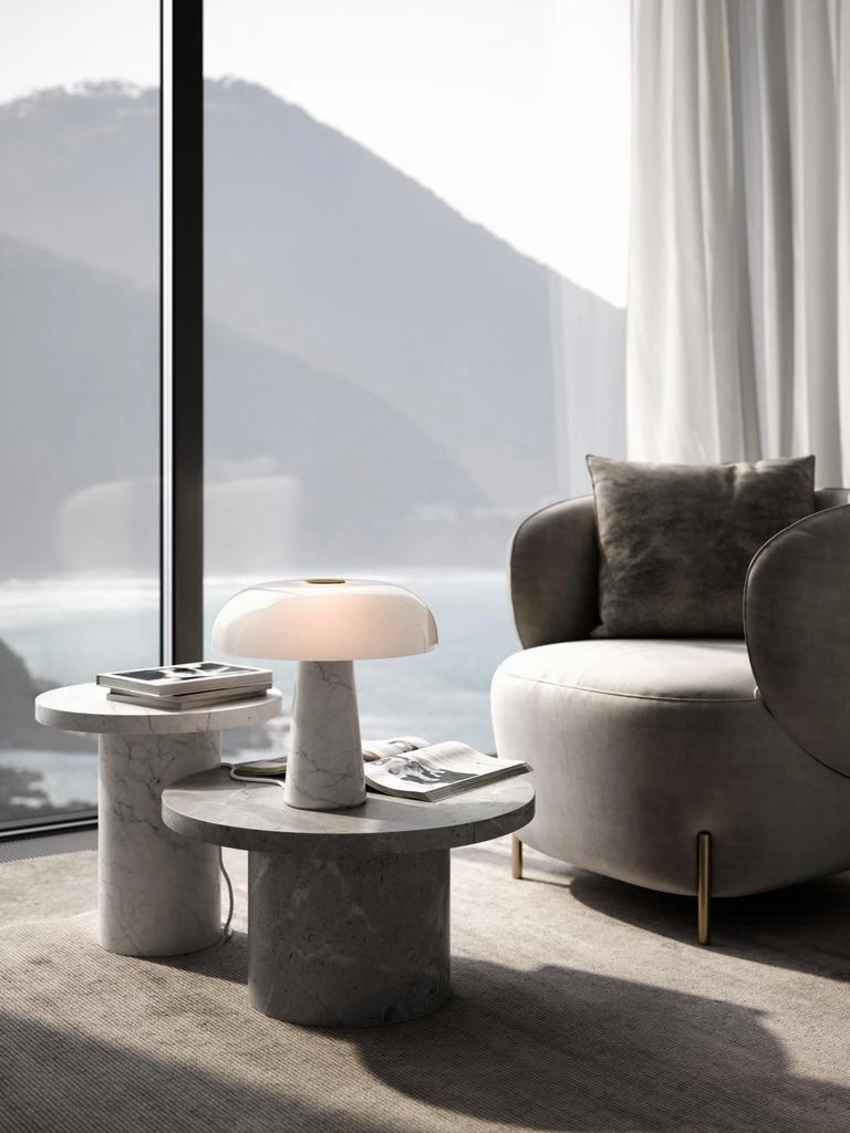 Glossy Bordlampe - Design For The People