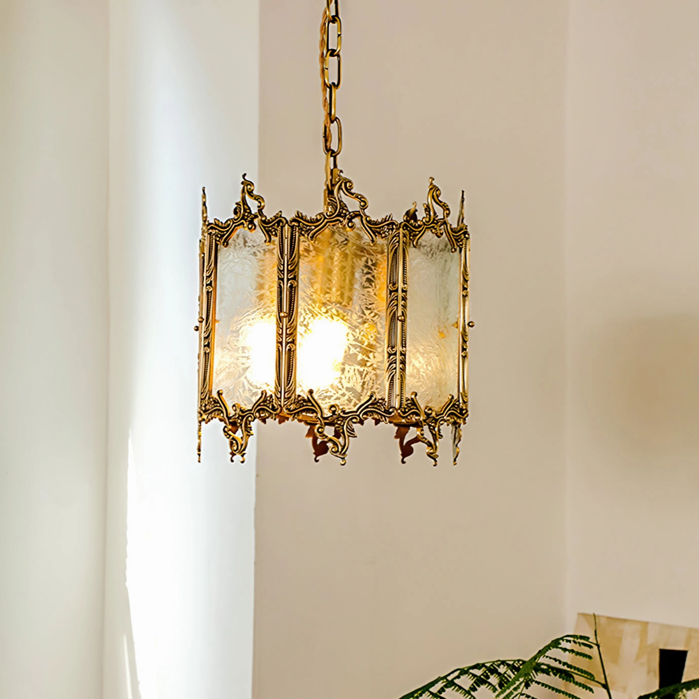 Gorgeous Brass Lantern Pendant Lamp