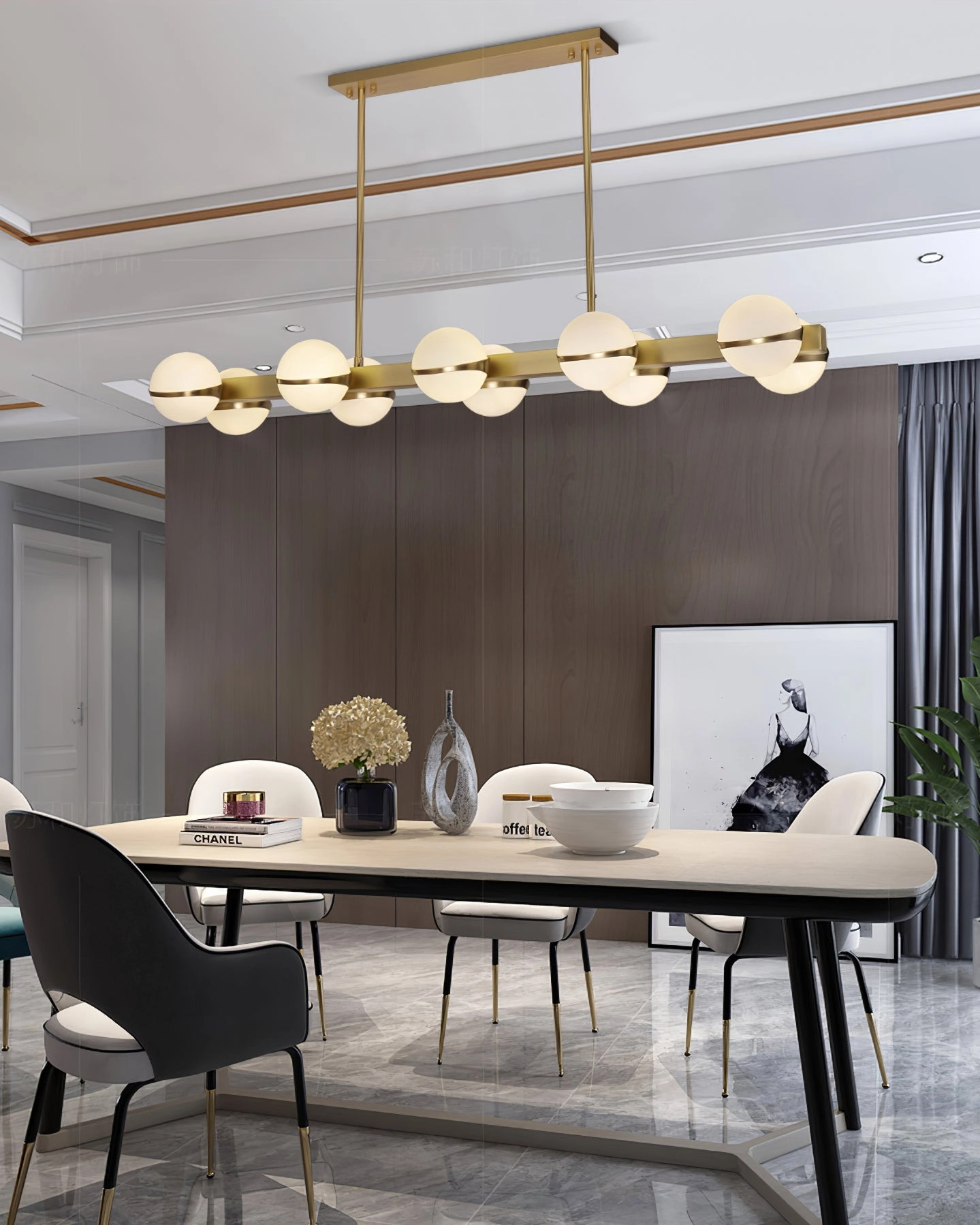 Grand Lustre Chandelier