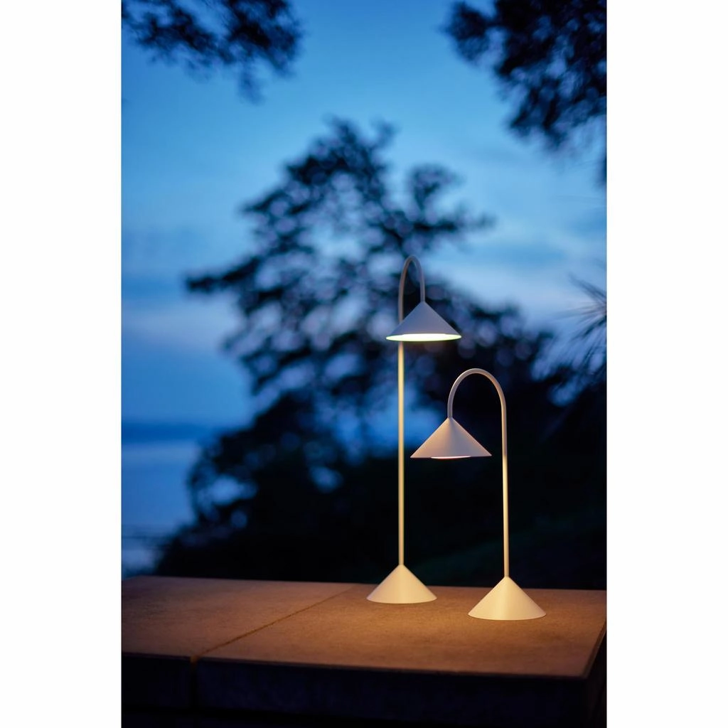 GRASP BORDLAMPE H72 MAT HVID PORTABLE - Frandsen